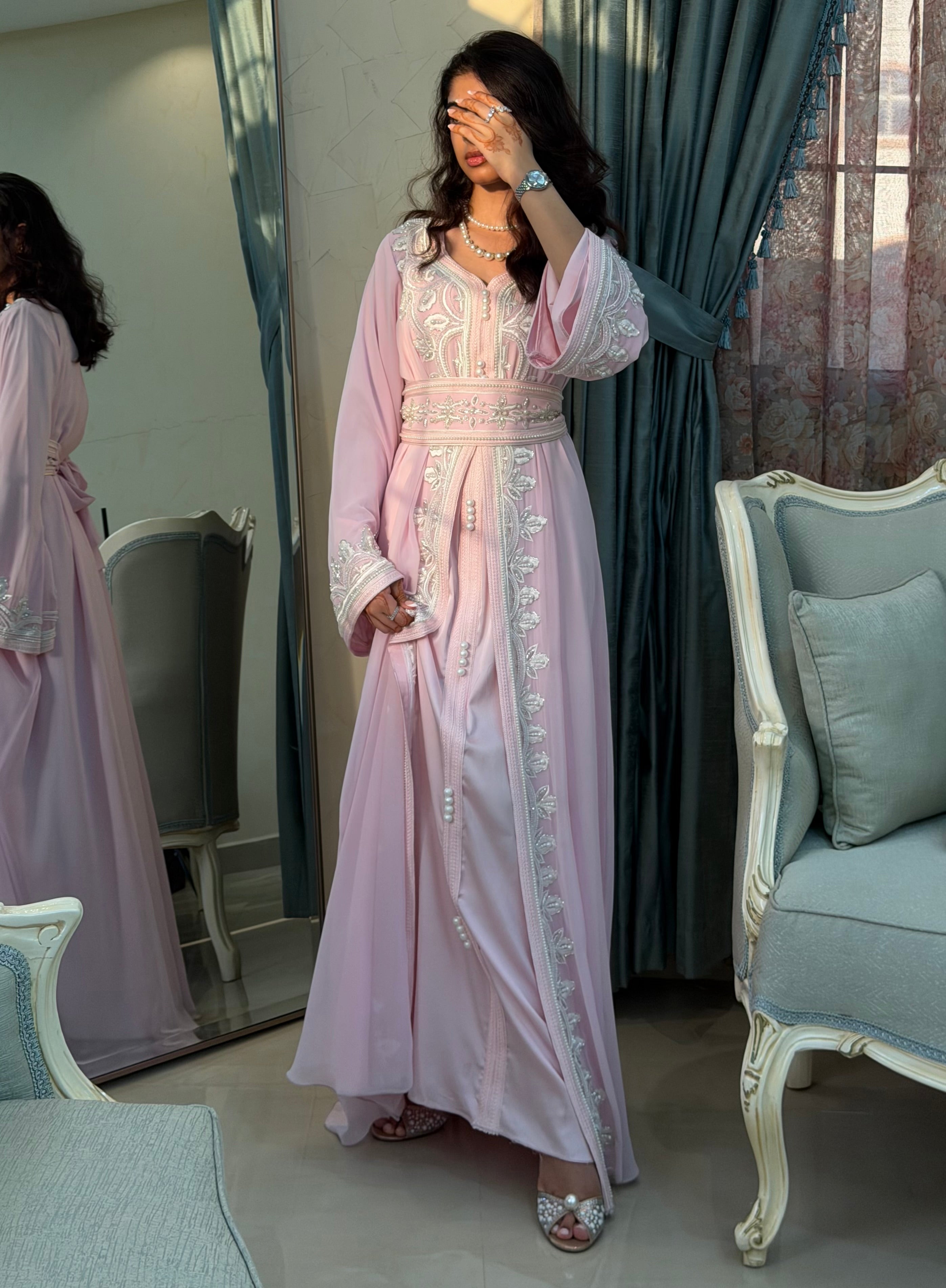 Rose Pearl  (     Luxury Pearl-Embellished Kaftan )