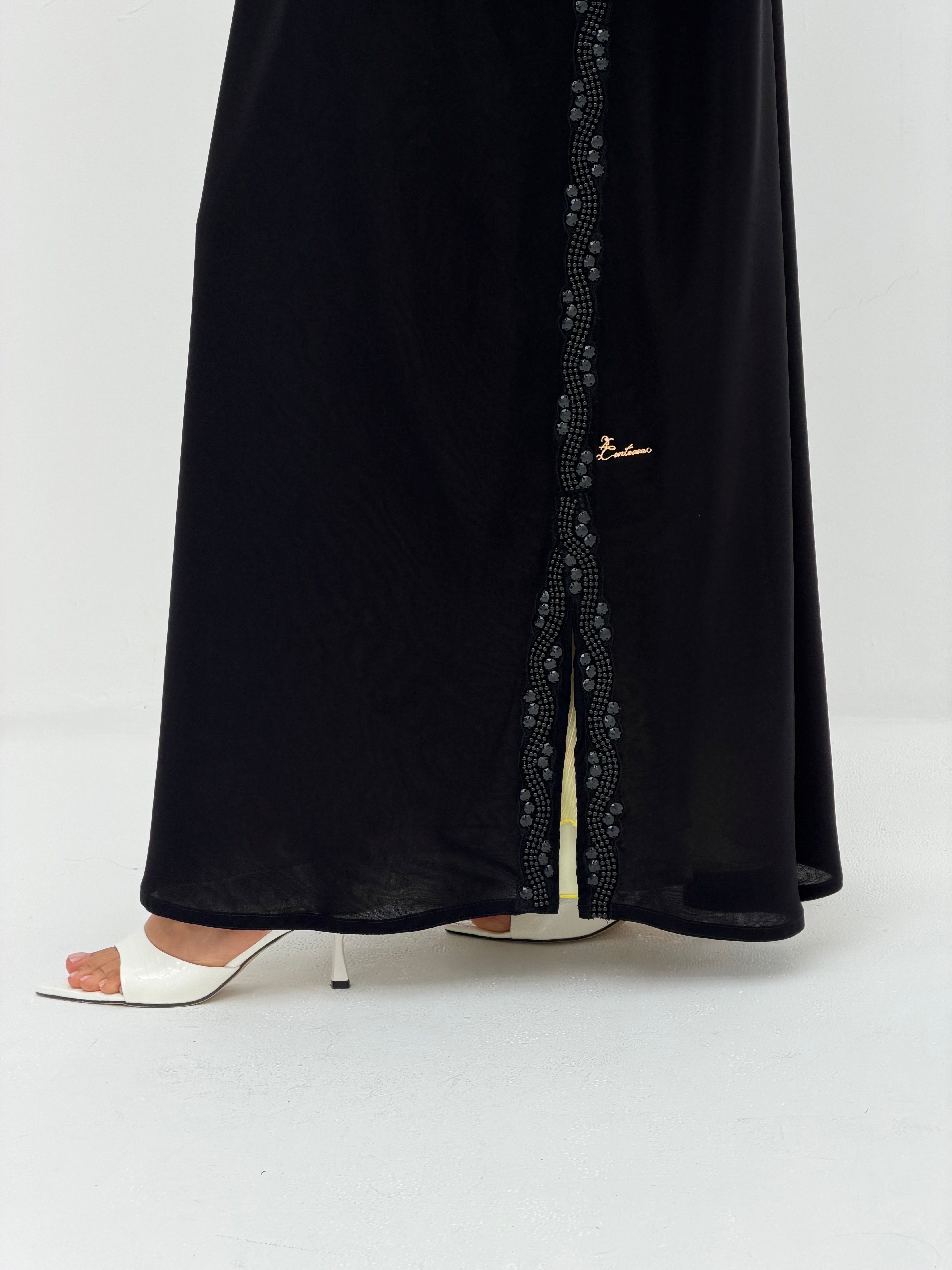 Shila ( Abaya with sheila )