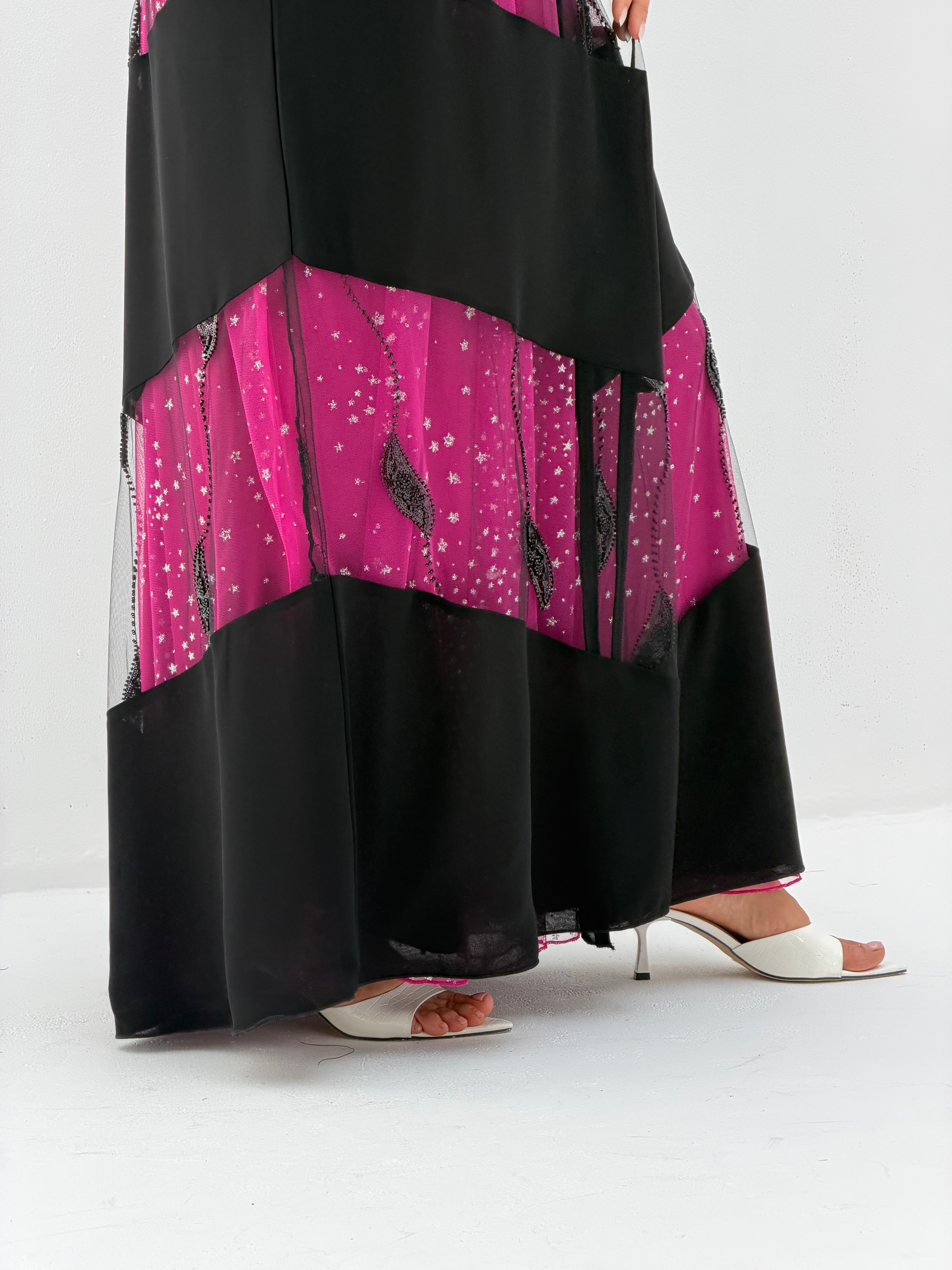 Nareh ( Abaya with sheila )