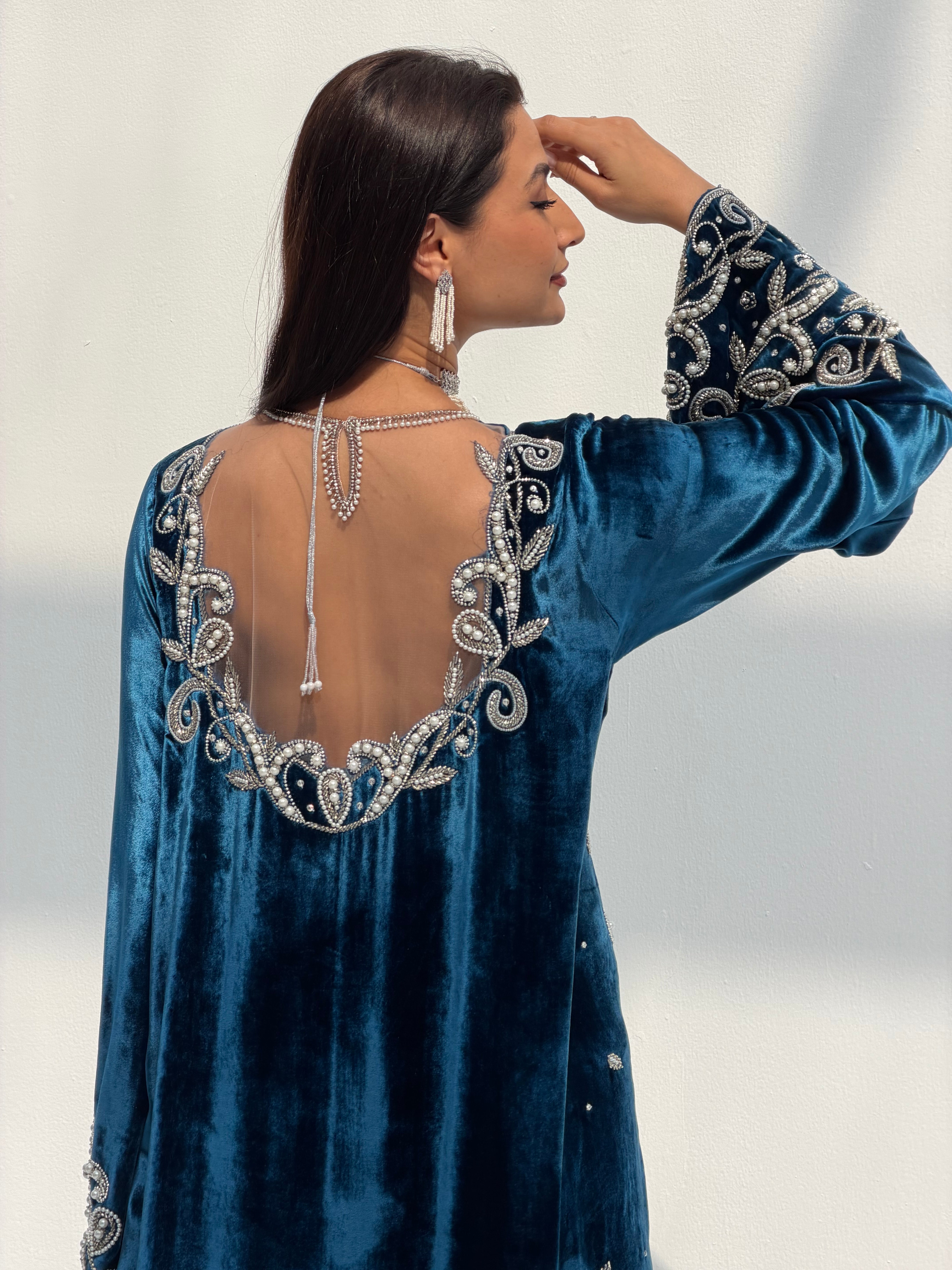 Mozan ( Velvet Dress With Tule Sheila )