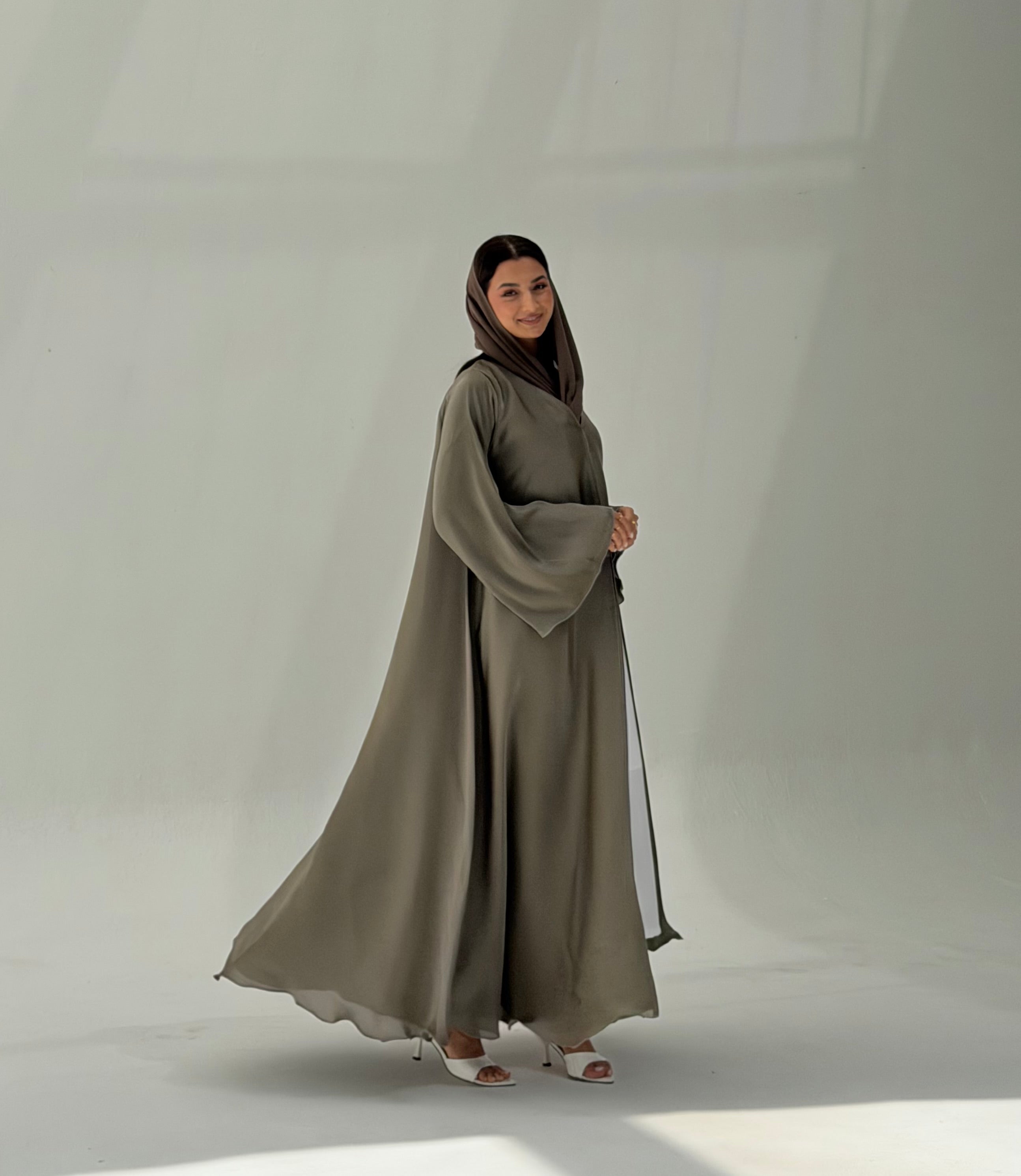 Naseem ( Abaya with Sheila )