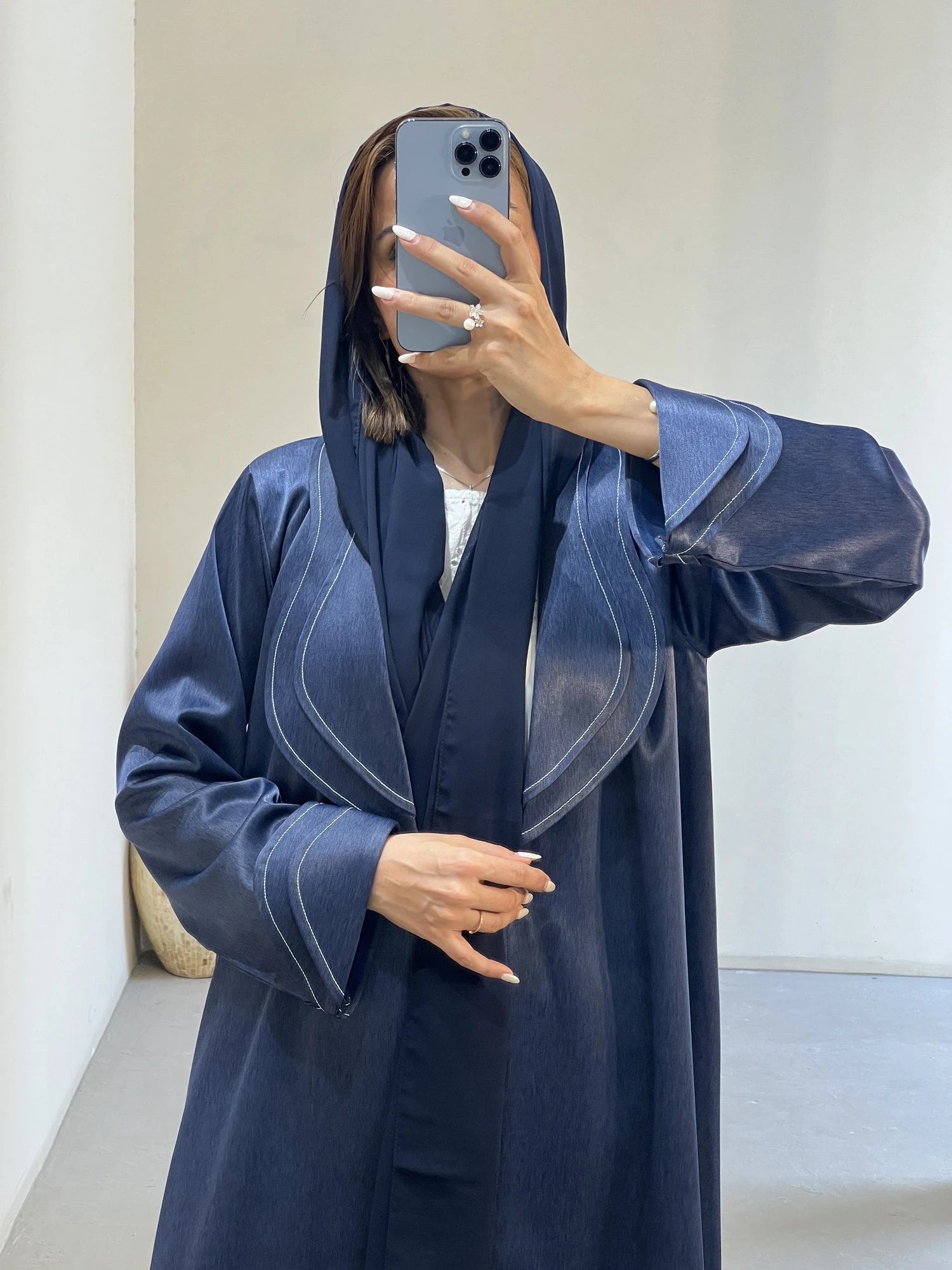 549 Abaya with Sheilla