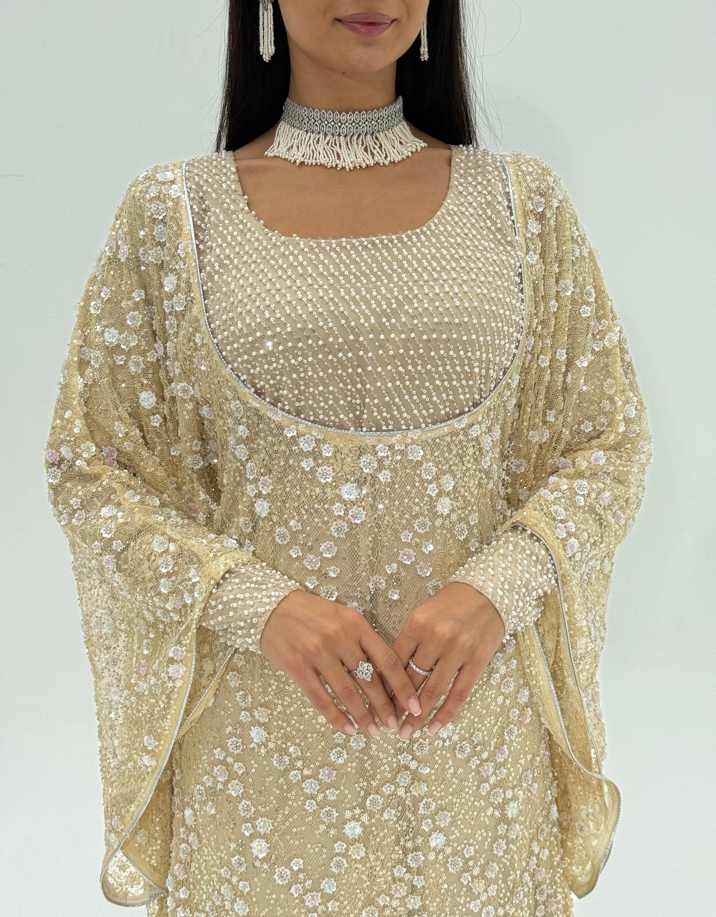 Layaly  Emarati Thob /ثوب اماراتي