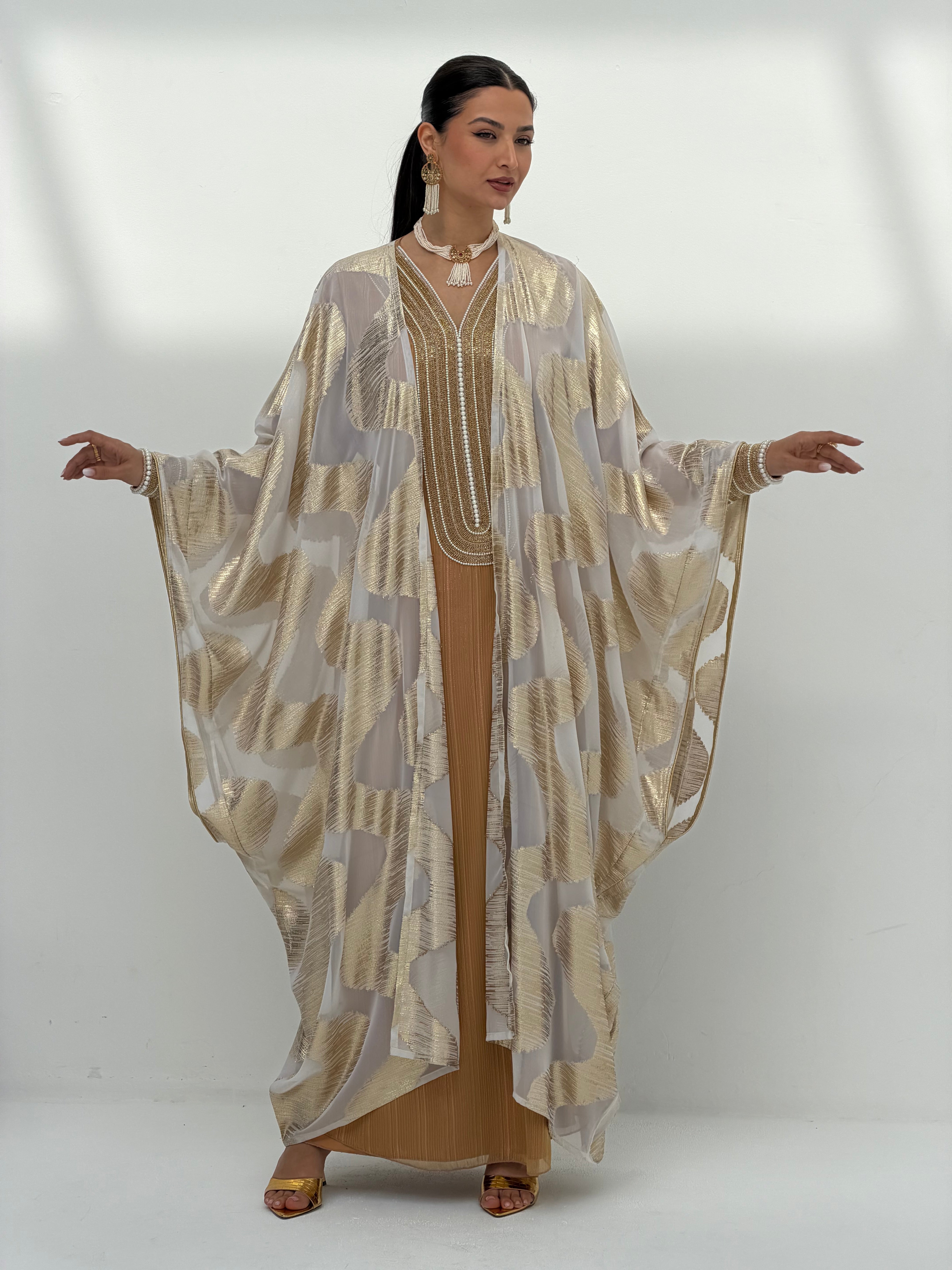Sheikha ( Bisht Abaya )