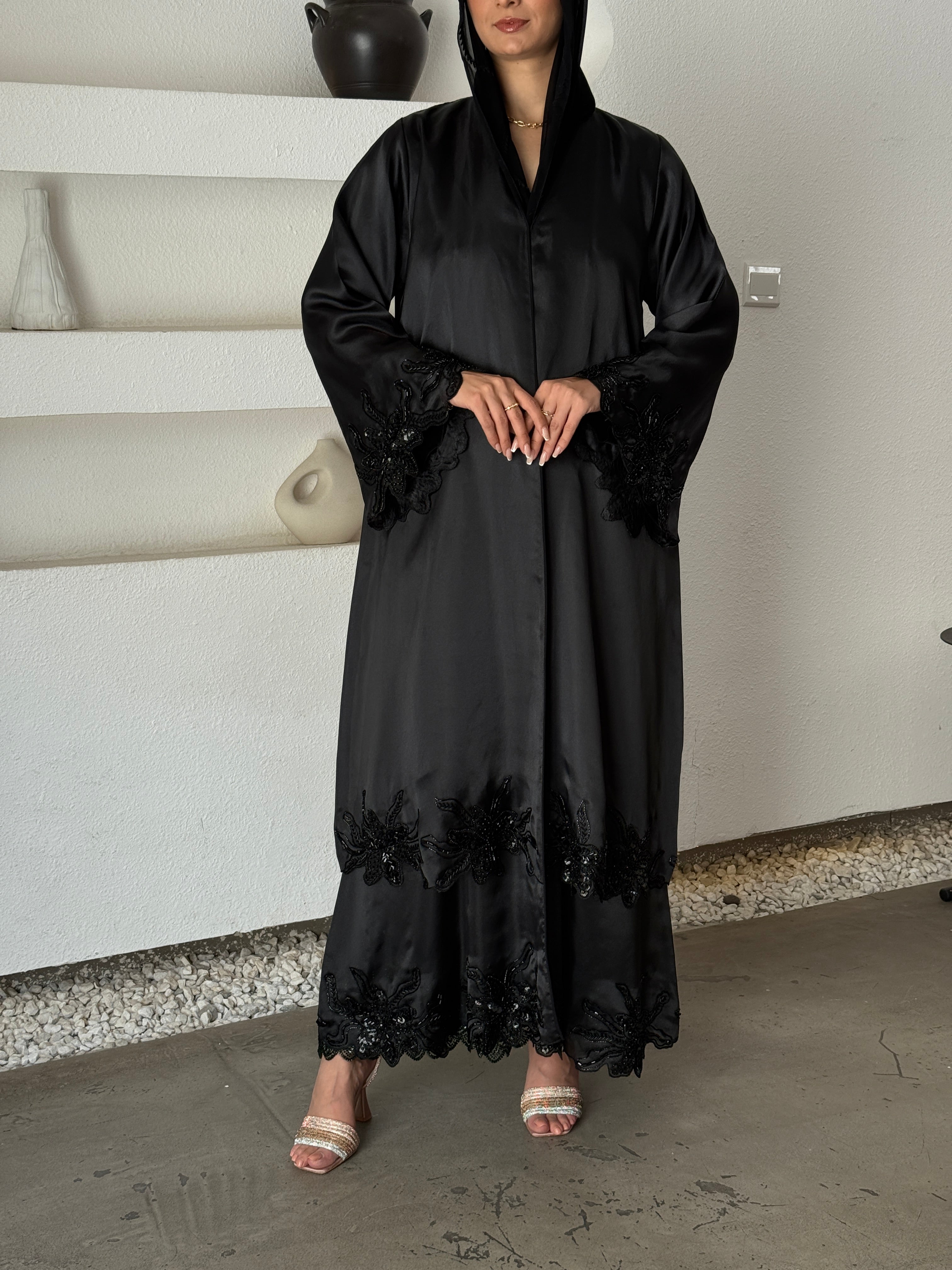 AMWAJ - Contessa Collection