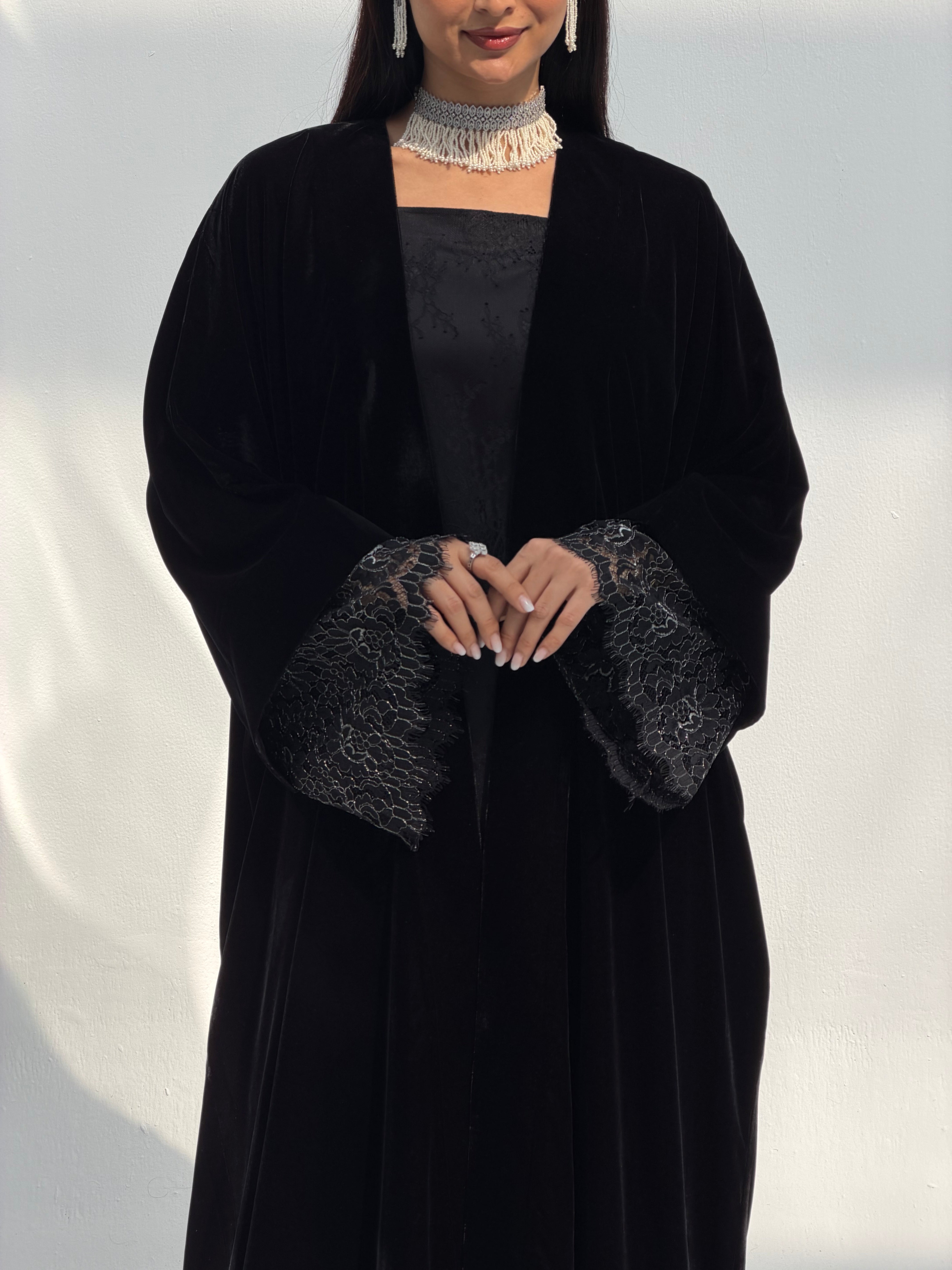 Romance ( Bisht Velvet Abaya with Inner Dantil Dress & Sheila )