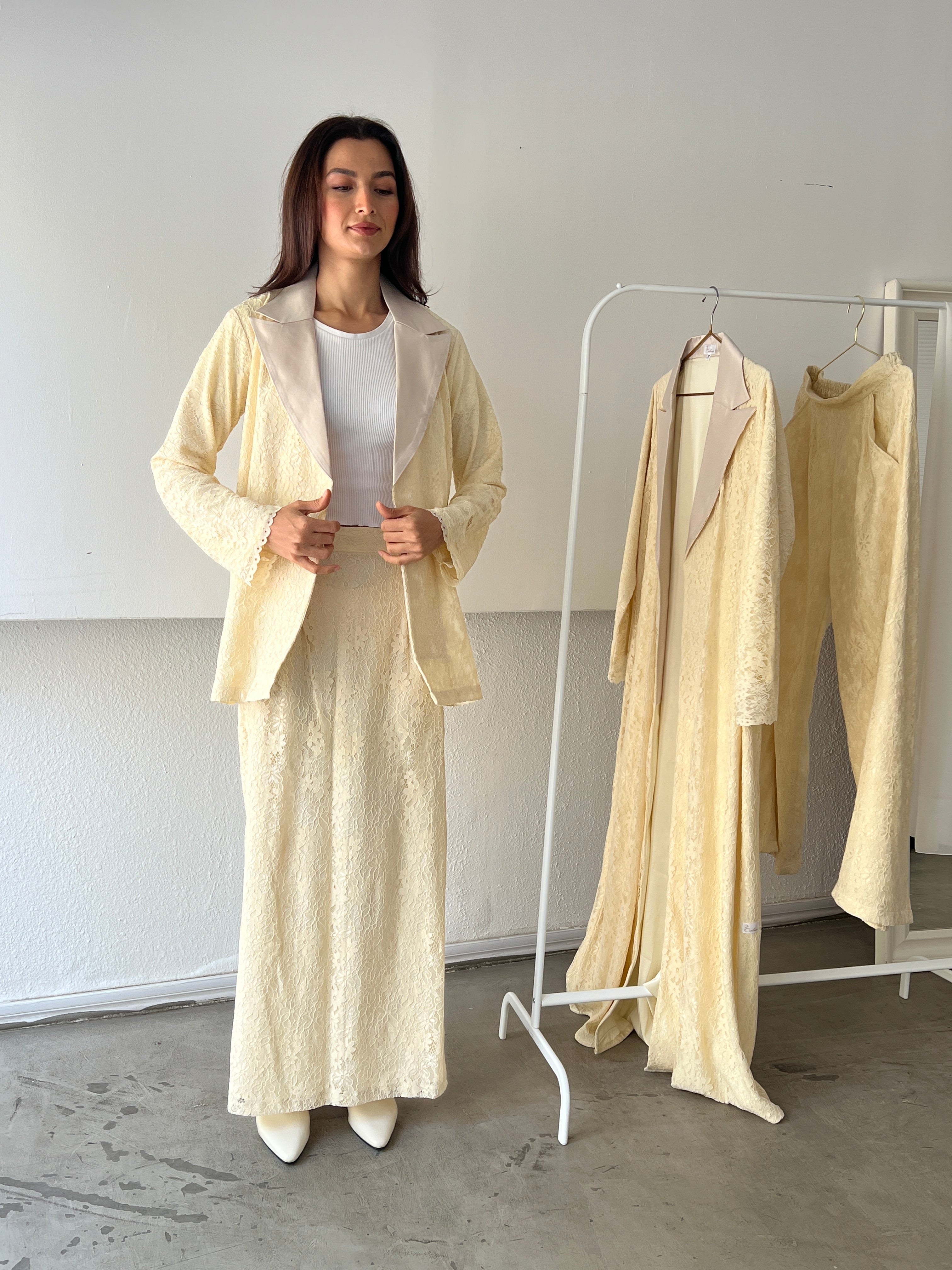 582 Blazer & Skirt