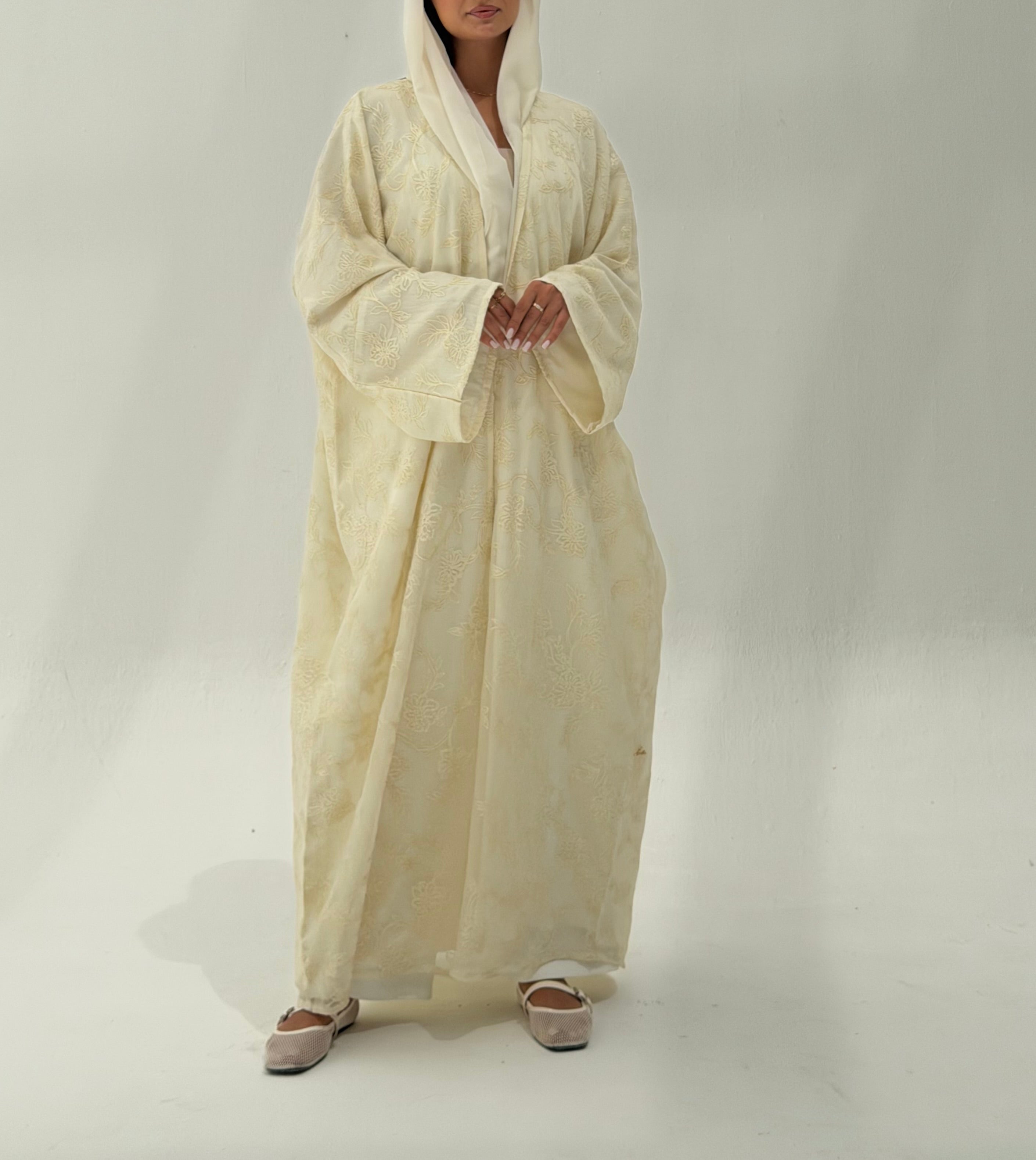 Refal ( bisht Abaya with Sheila )