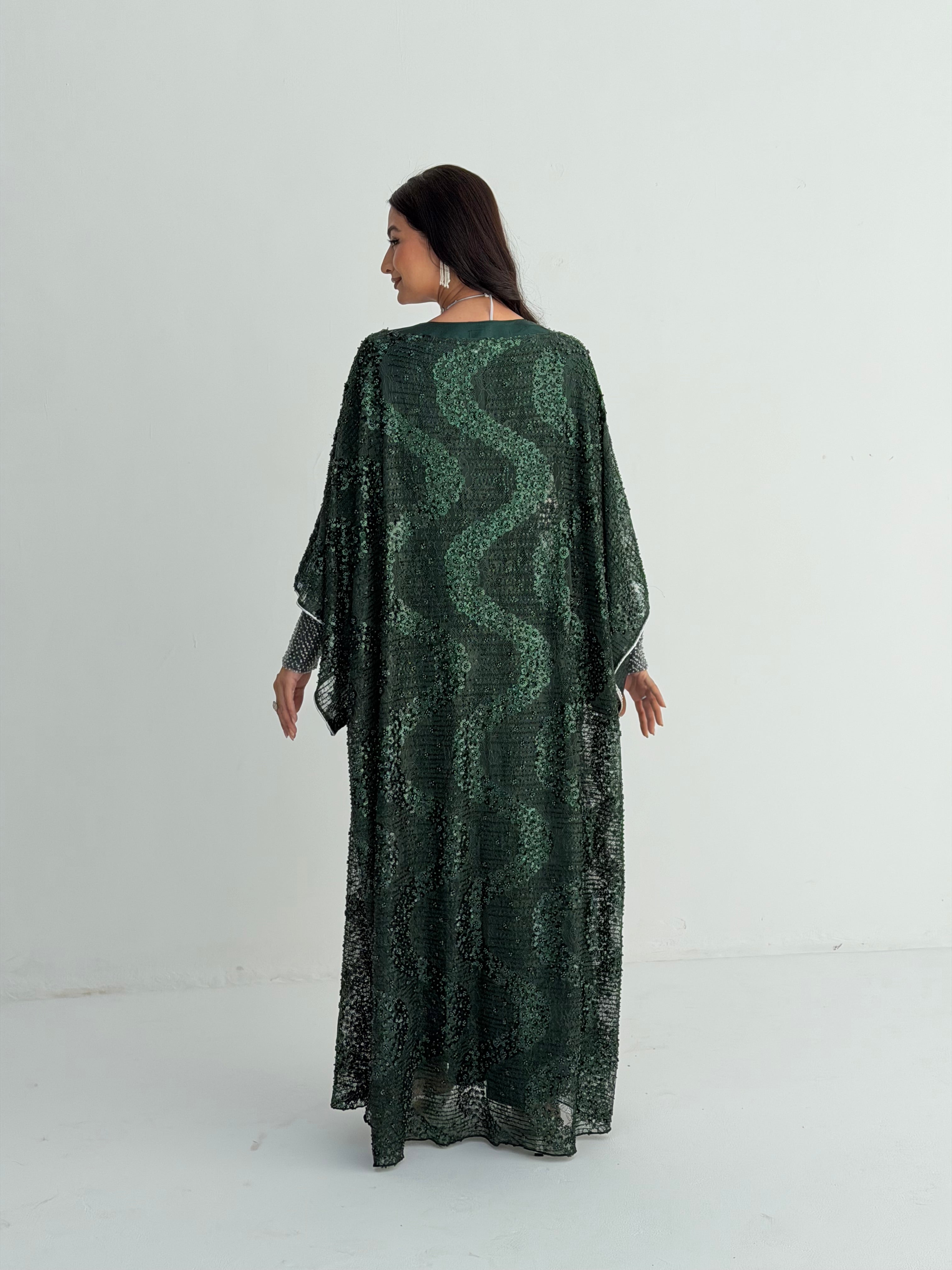 Layaly  Emarati Thob / ثوب اماراتي