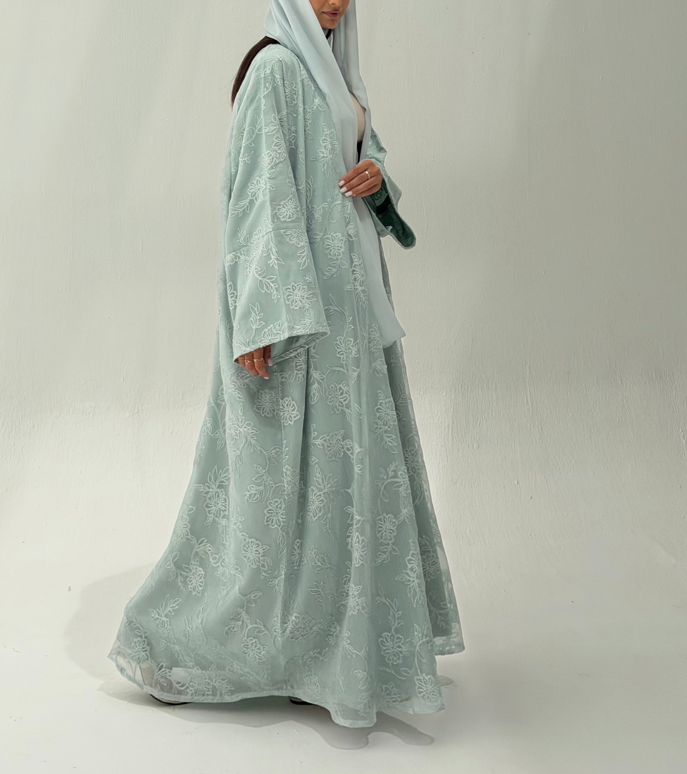 Refal ( bisht Abaya with Sheila )