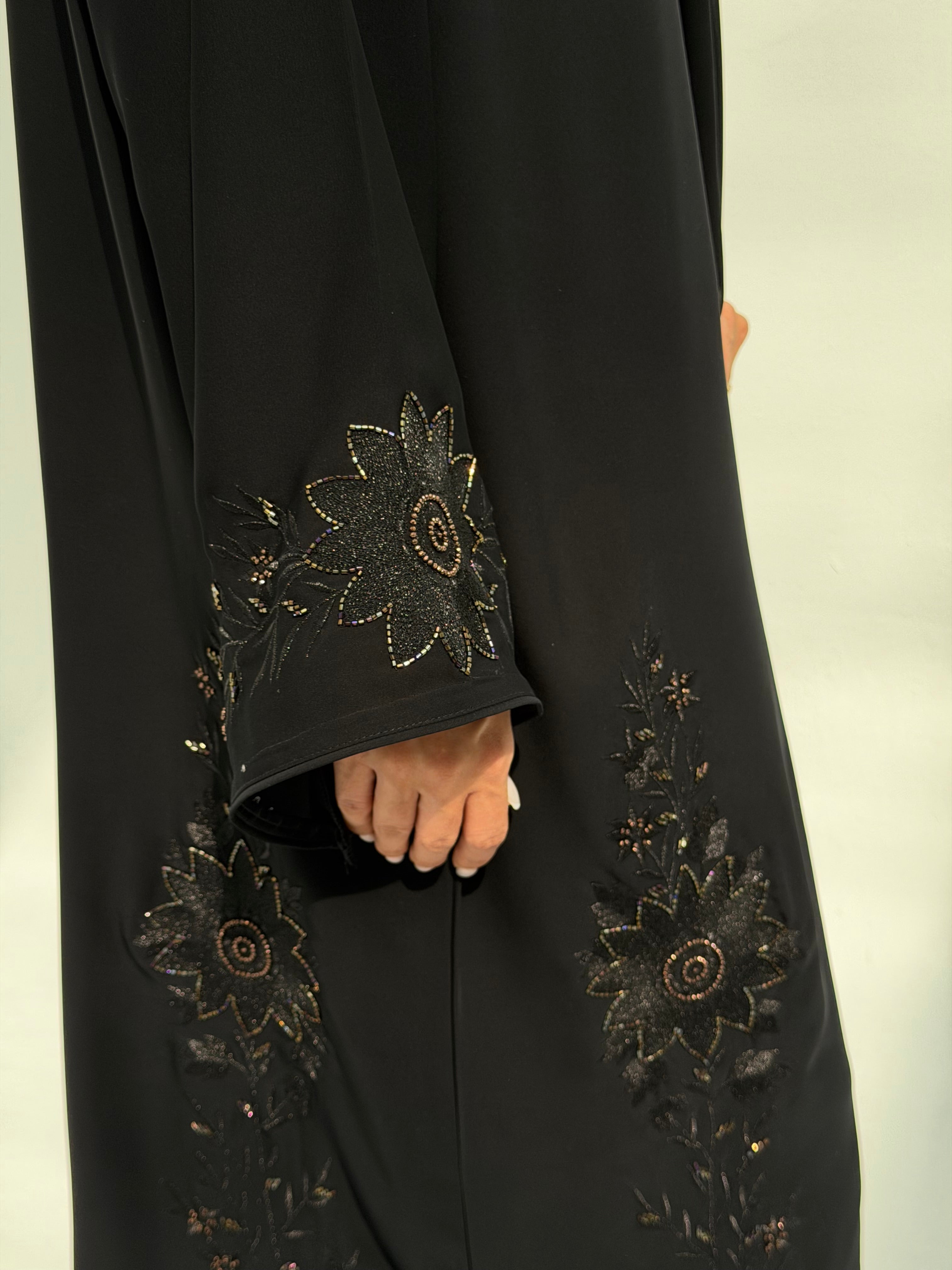 Sun Flower 🌻 ( Abaya with Sheila )