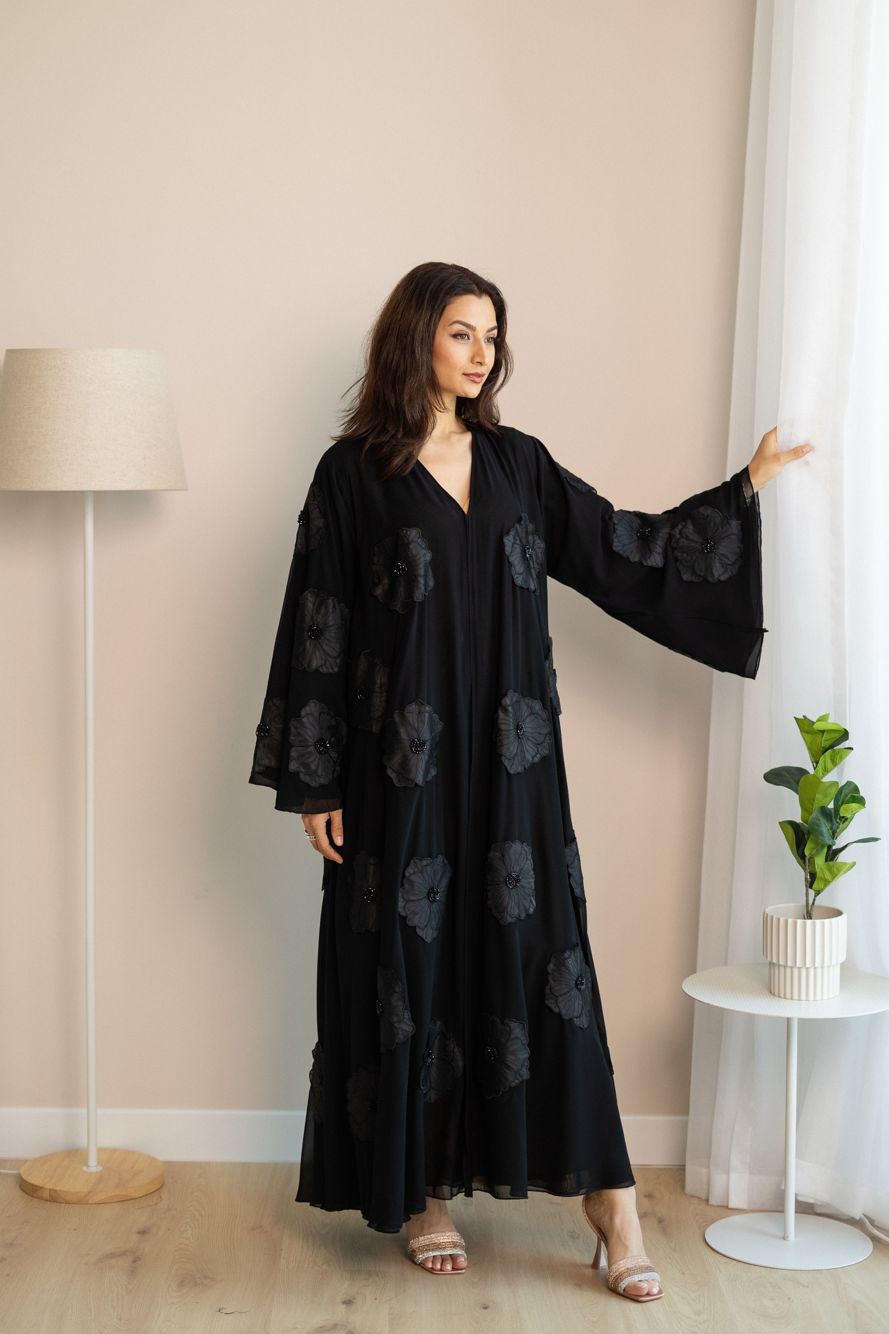 569 Abaya With Sheilla