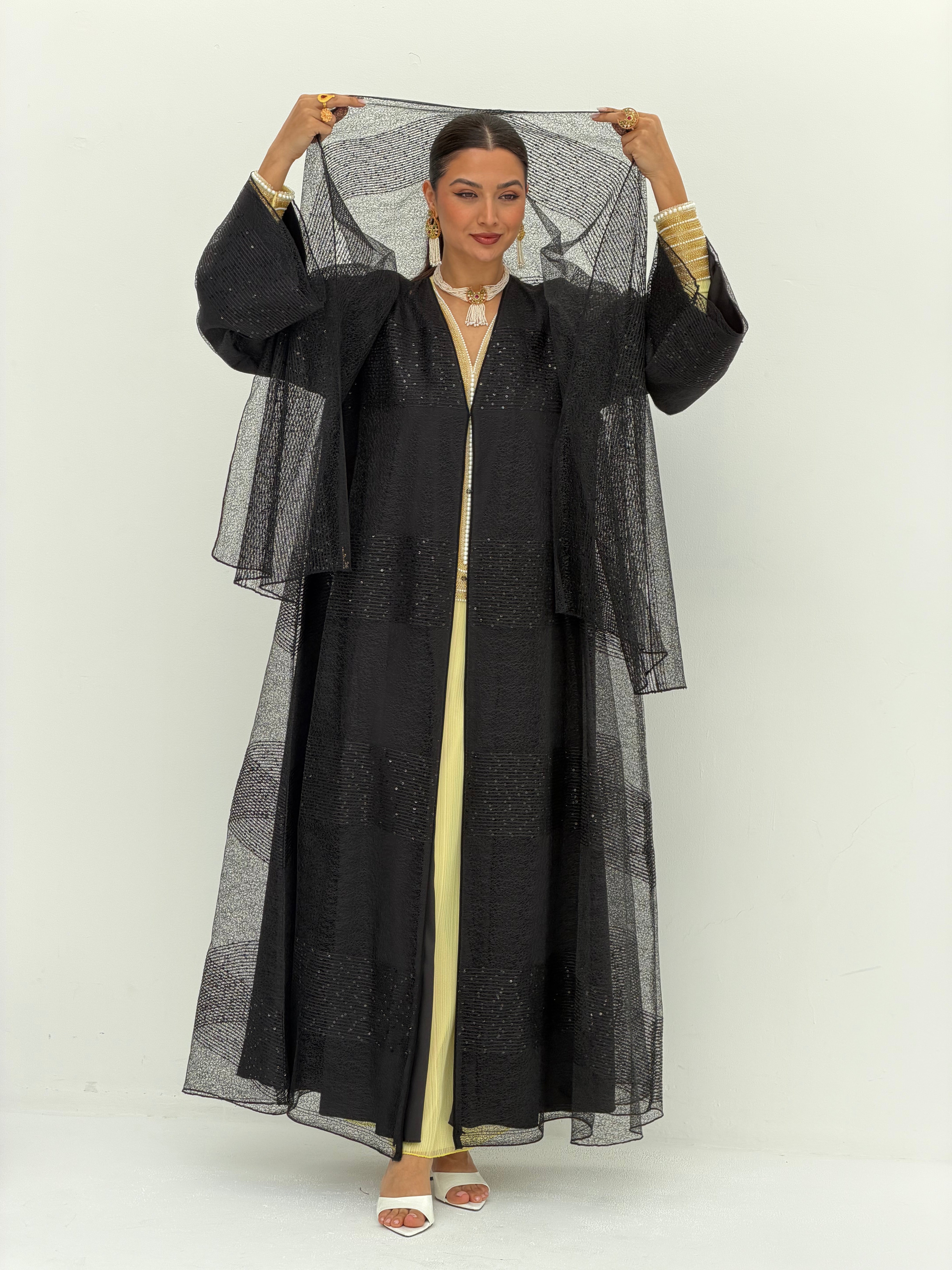 Al Khazami ( Abaya with Sheila )