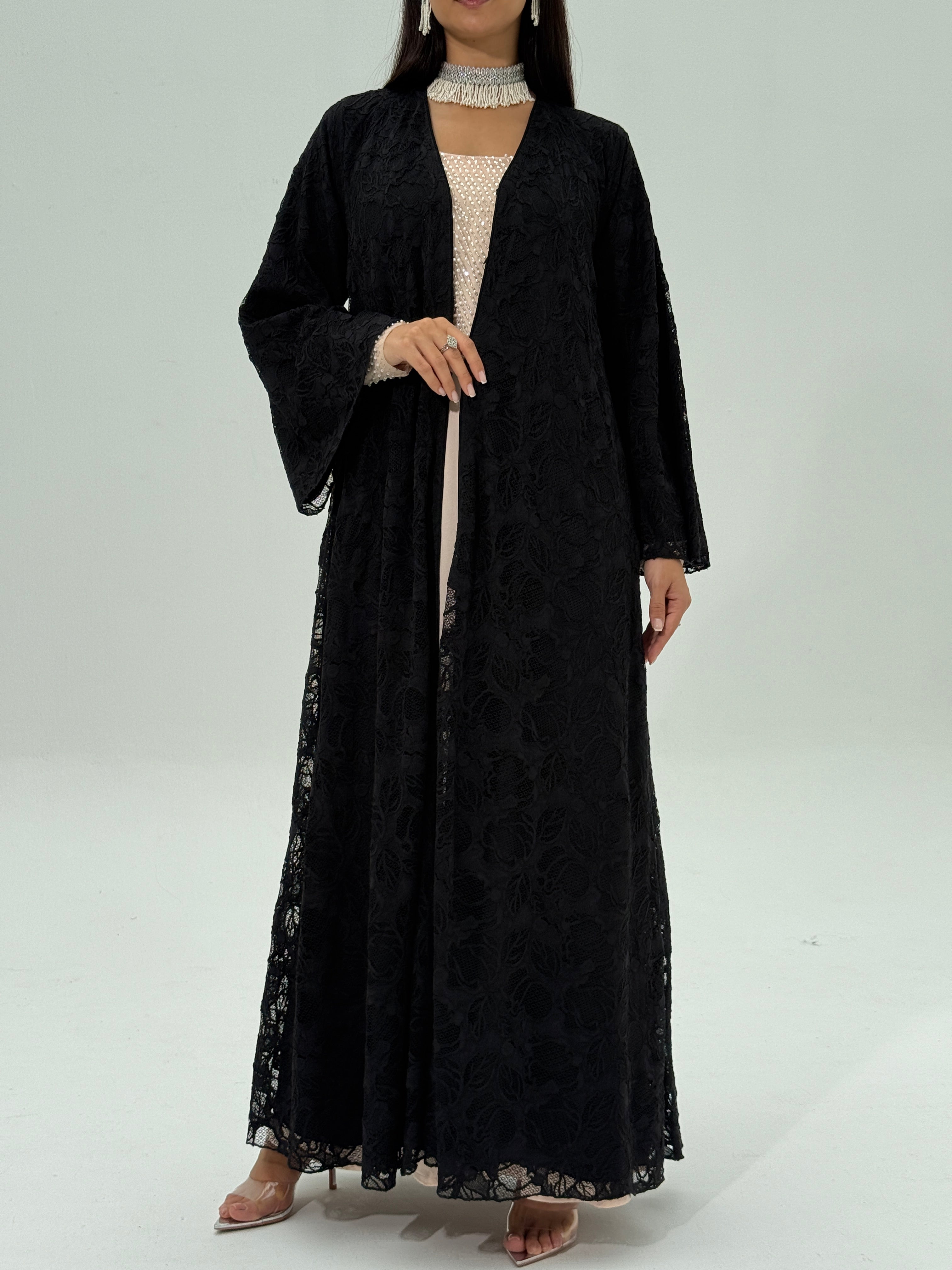 Hooriya ( Abaya with sheila )