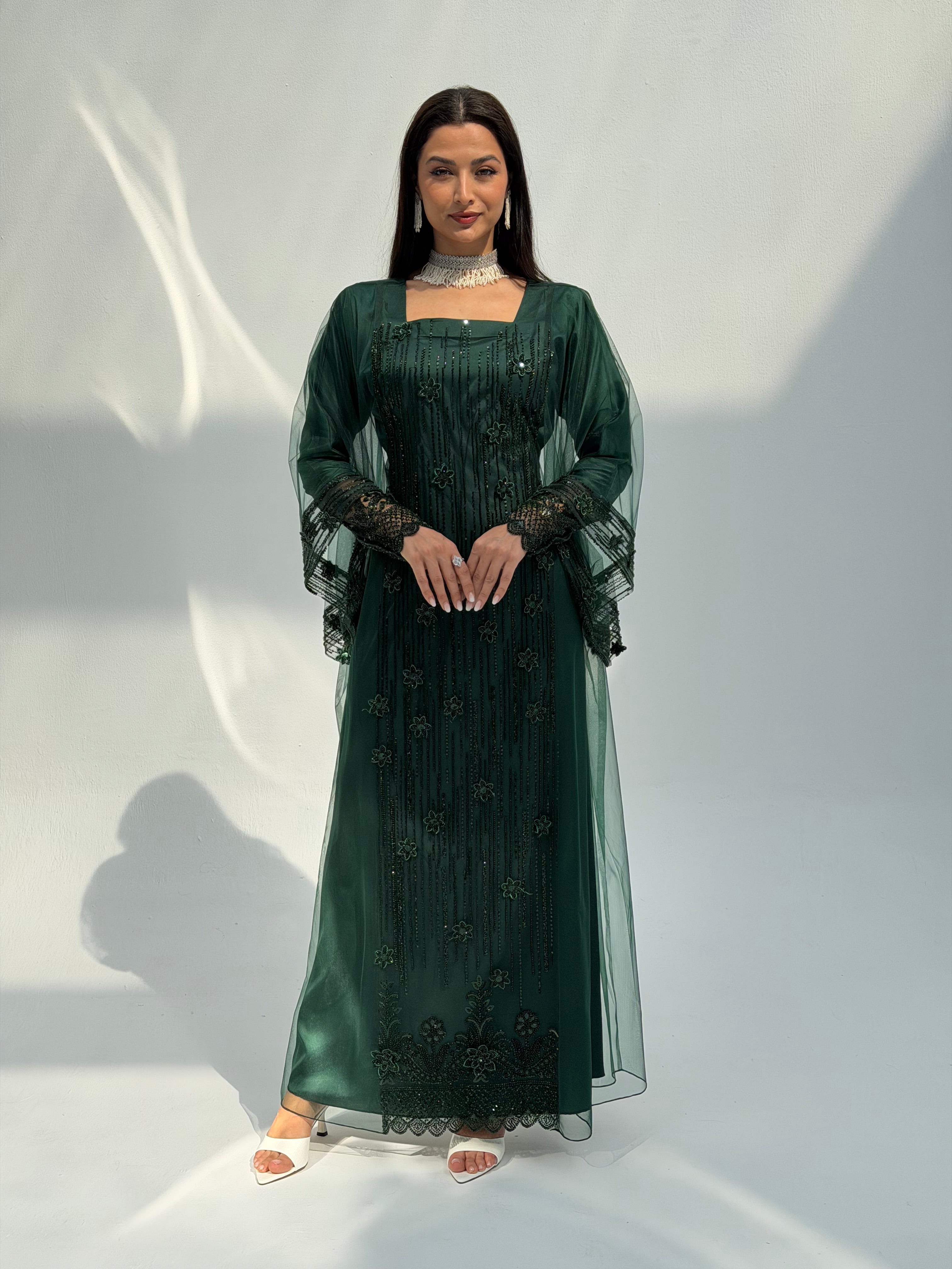 Latifa ( Thob Emarati )