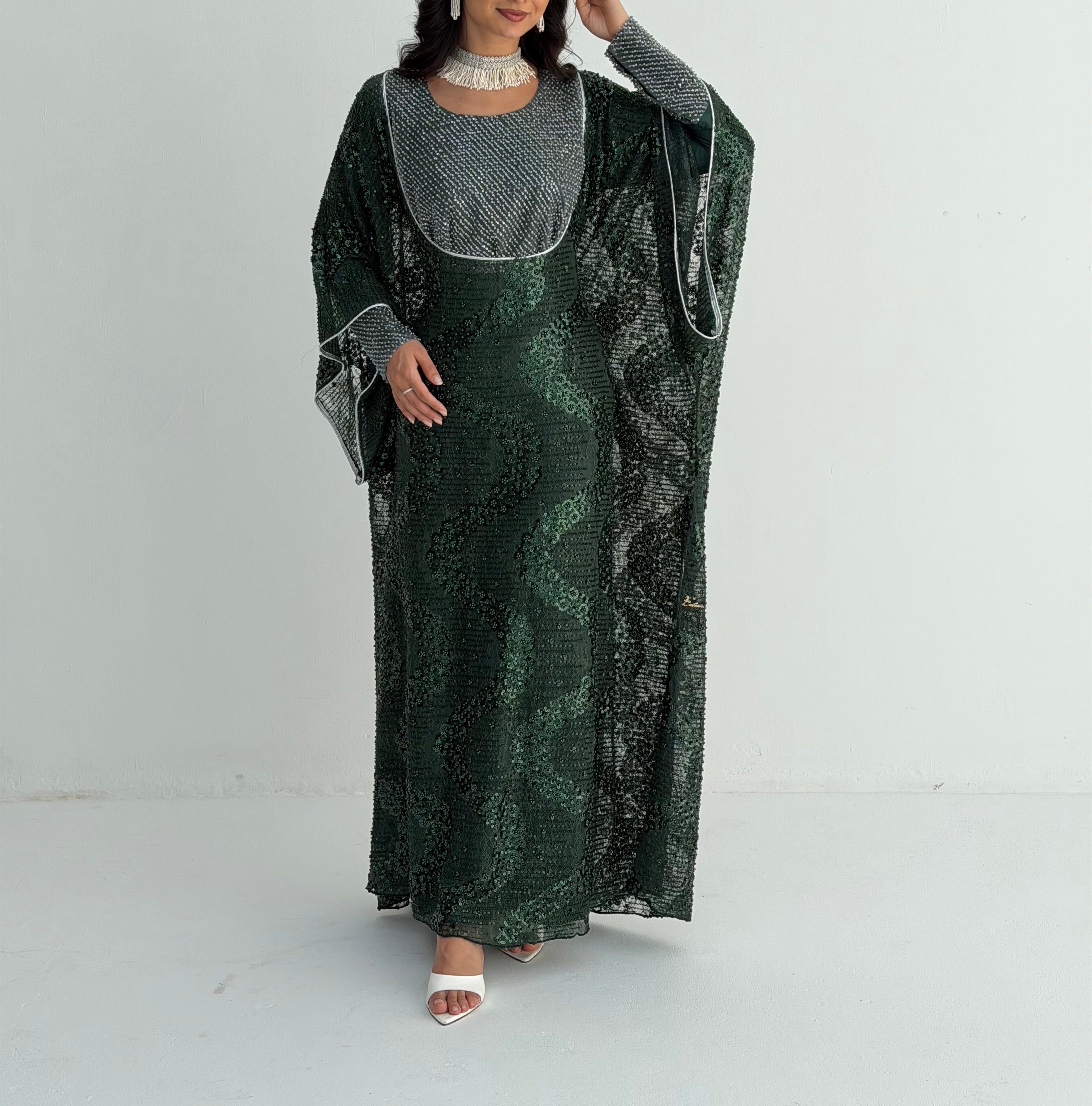 Layaly  Emarati Thob / ثوب اماراتي