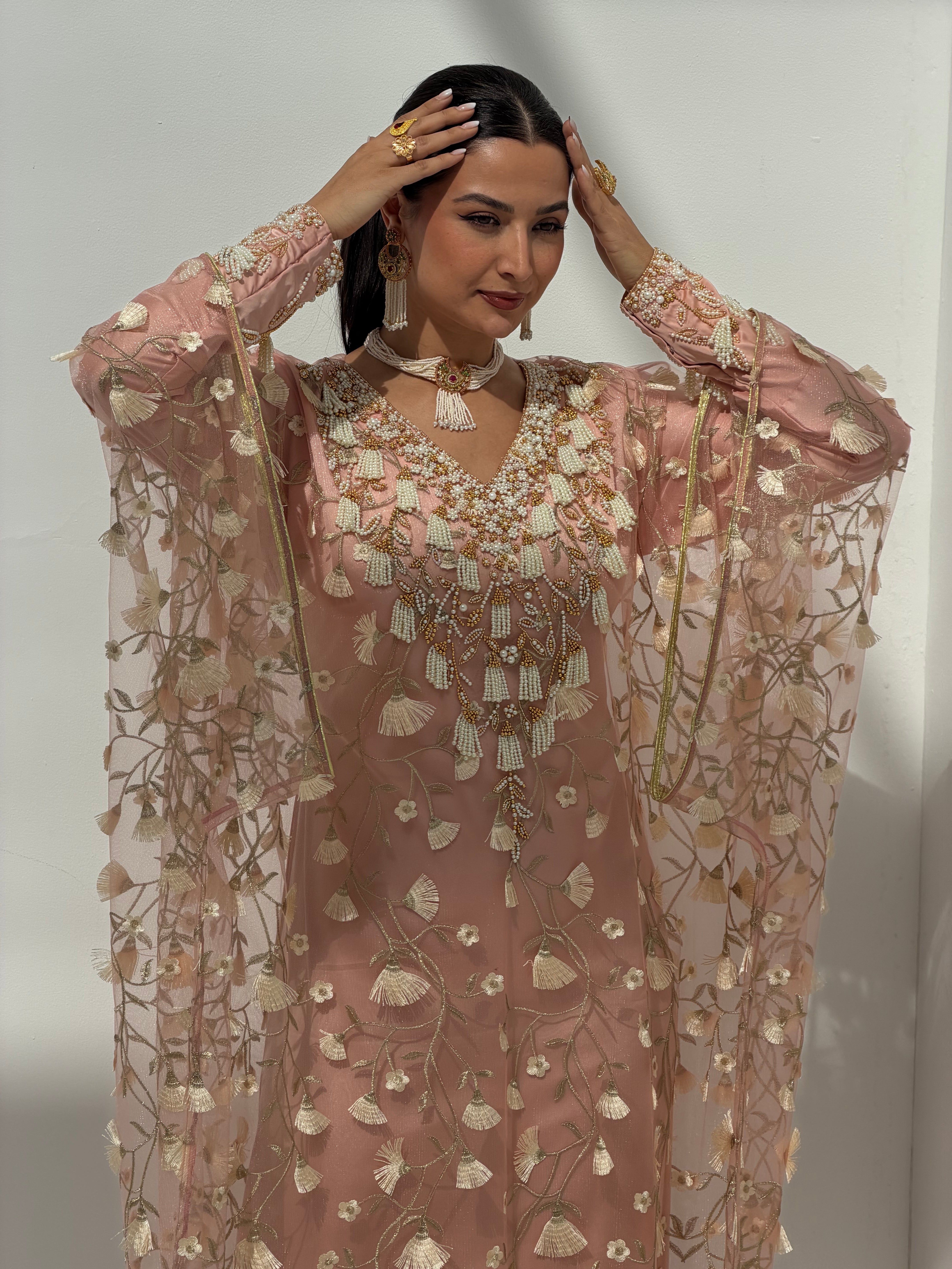 YAQOOT ( Emarati Thob )