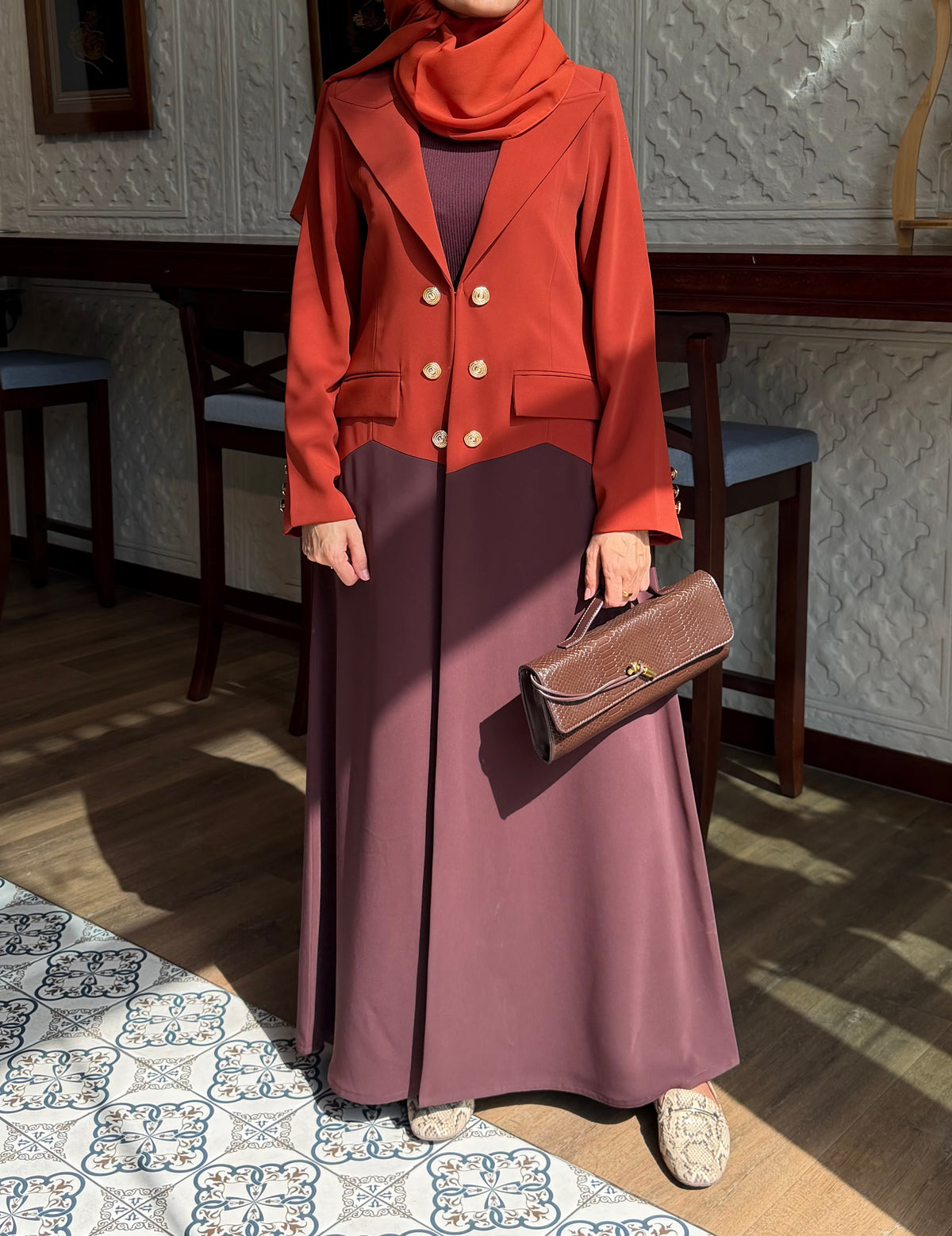Monroe ( Abaya with Sheila )
