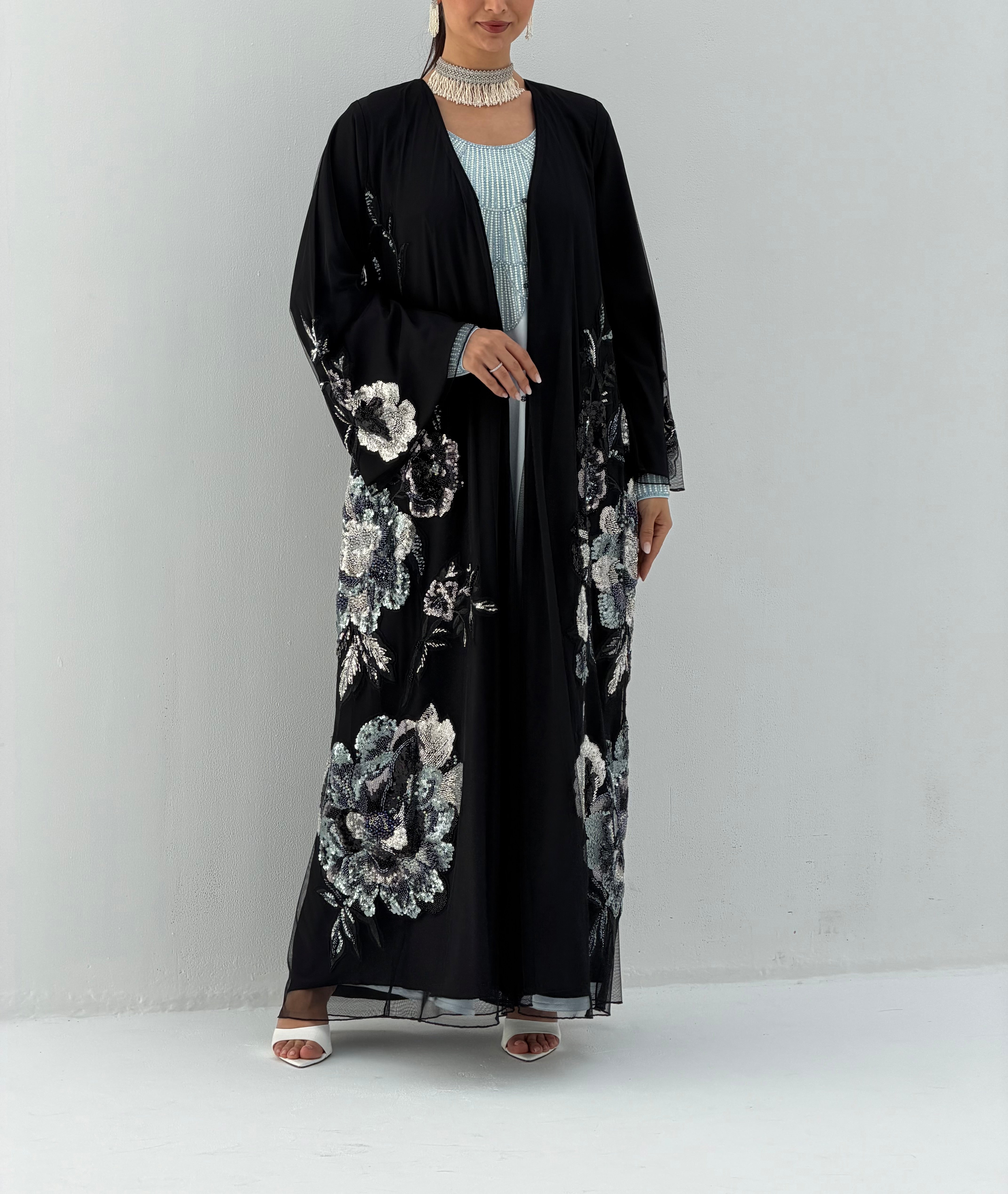 Maisoon ( Abaya with sheila )