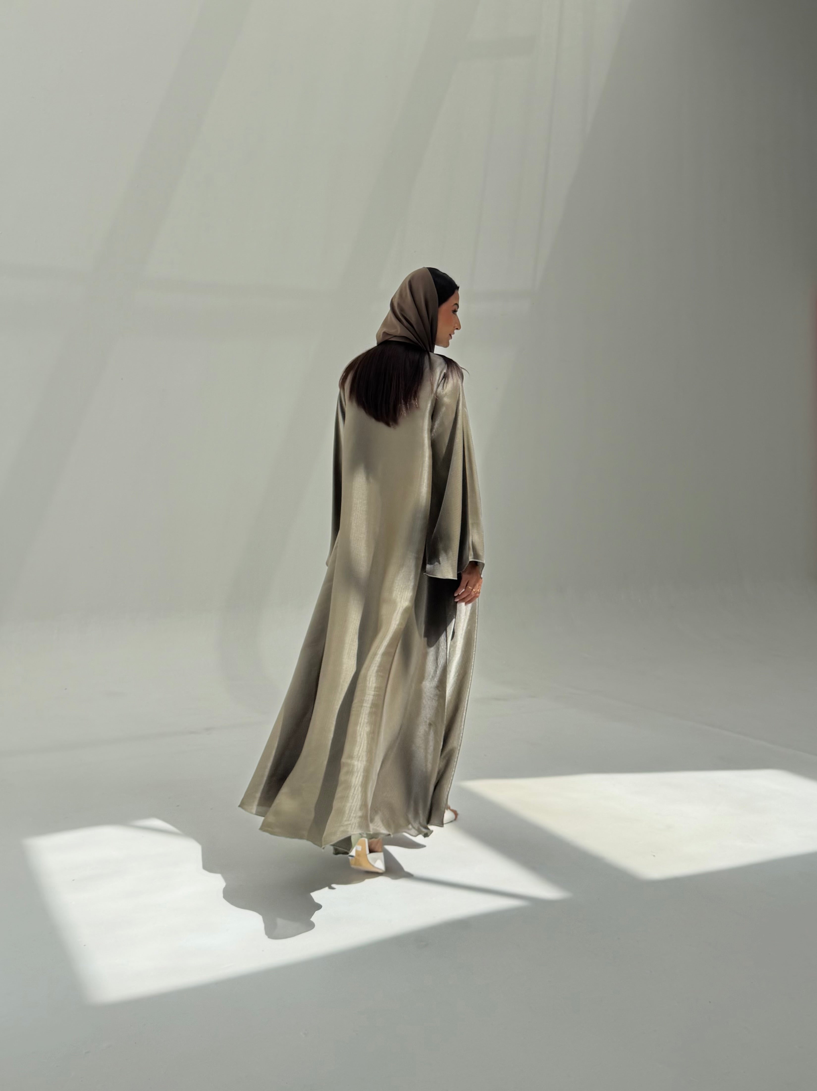 Naseem ( Abaya with Sheila )
