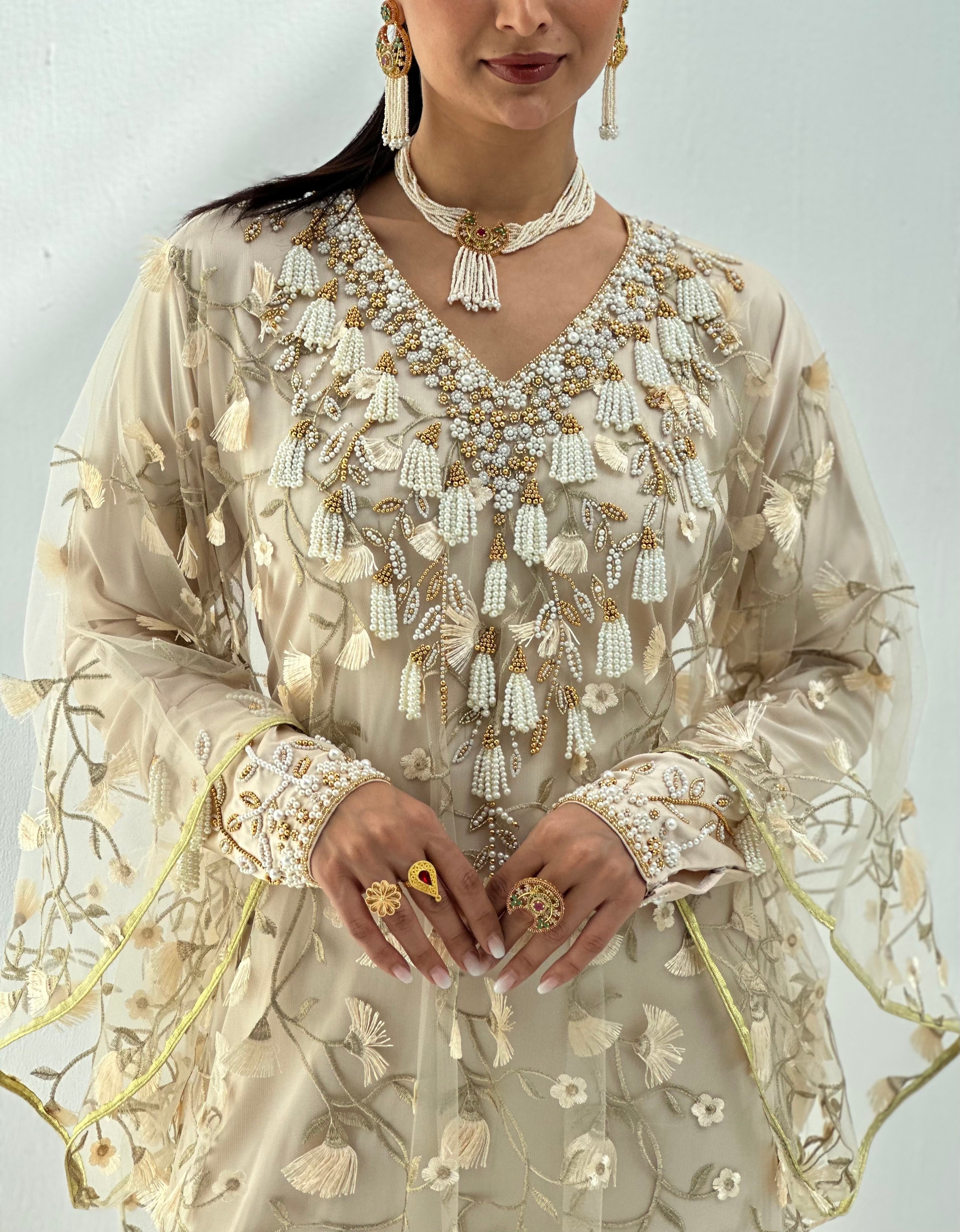 YAQOOT ( Emarati Thob )