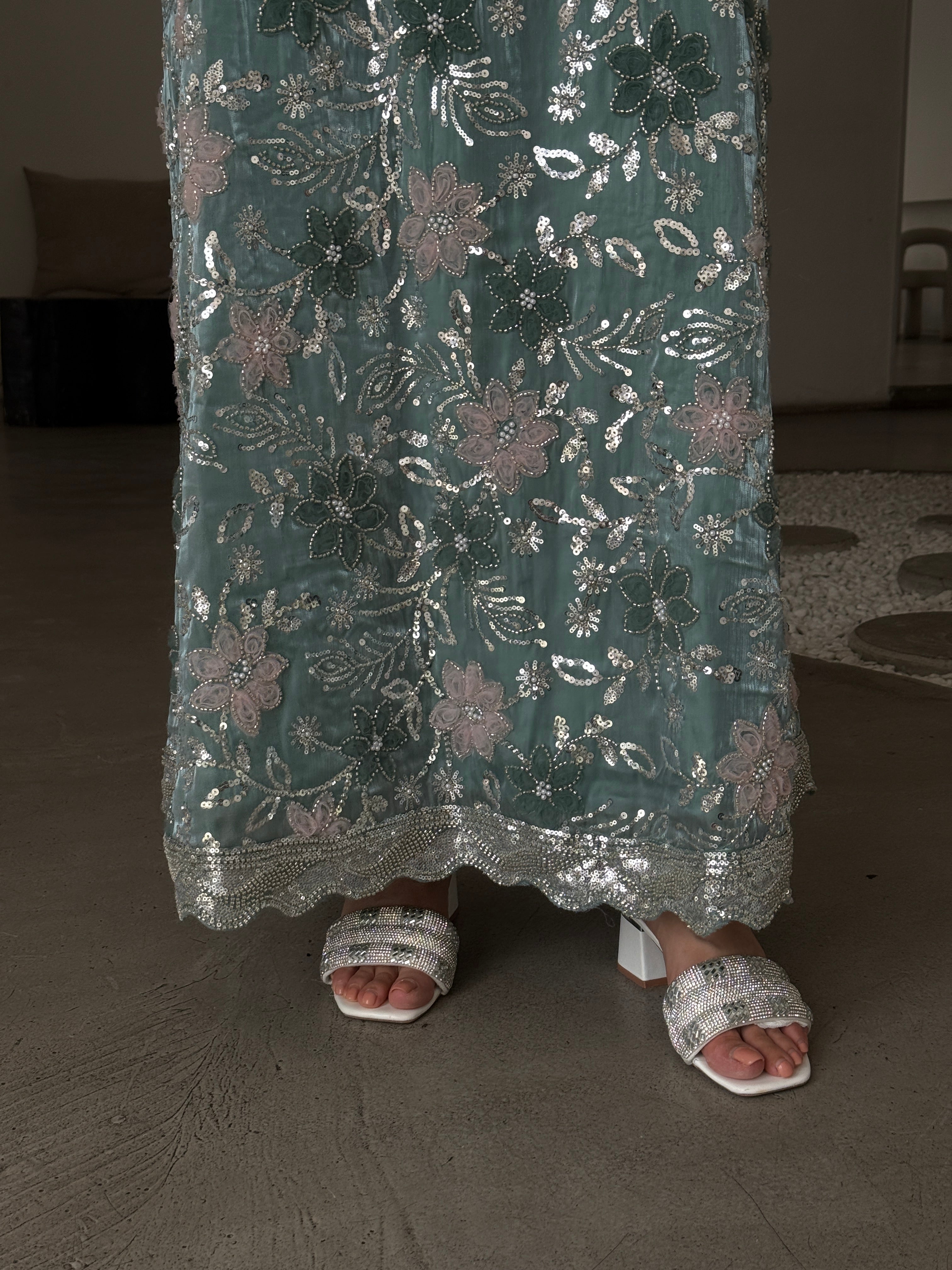 DALAL - Contessa Collection