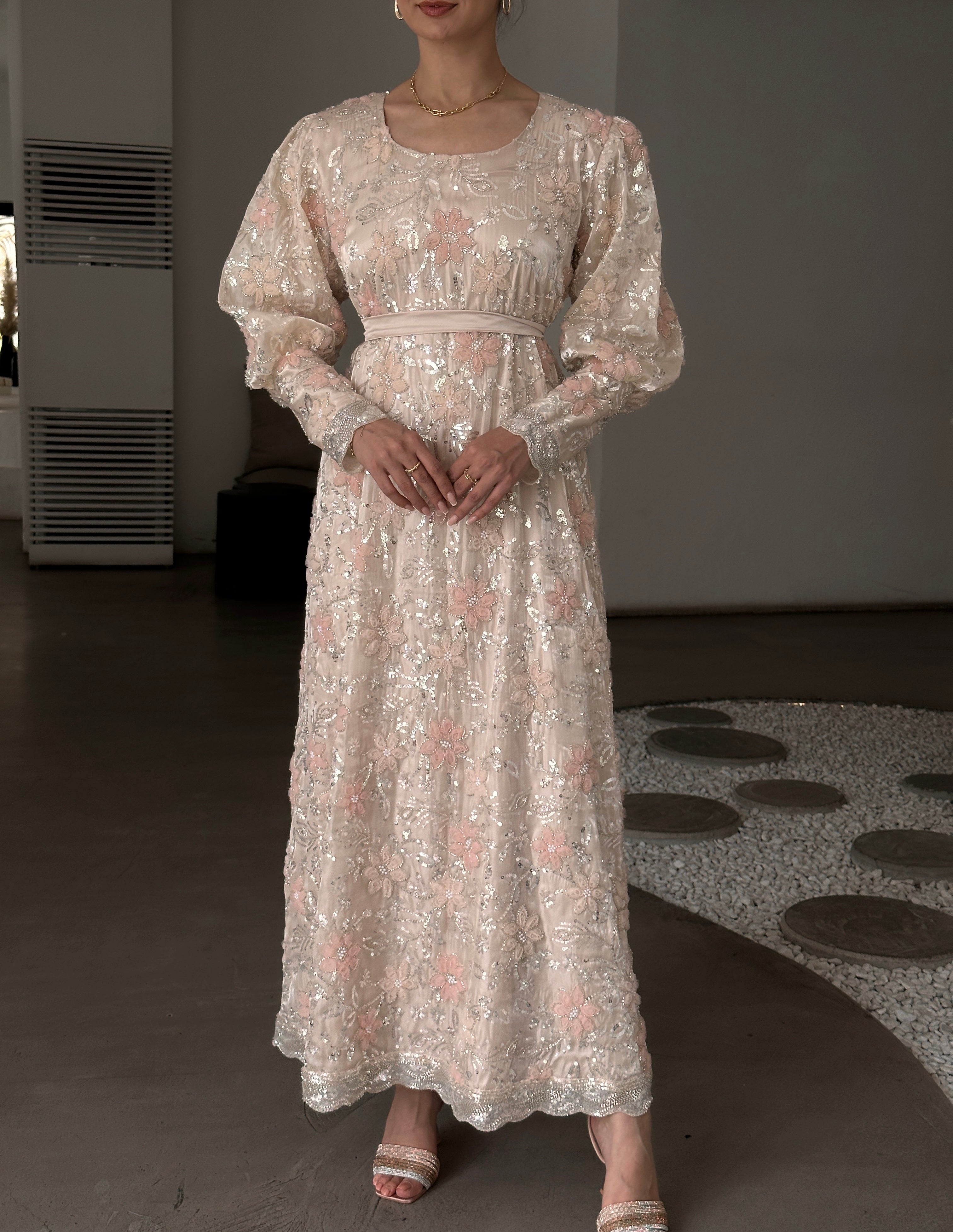 DALAL - Contessa Collection