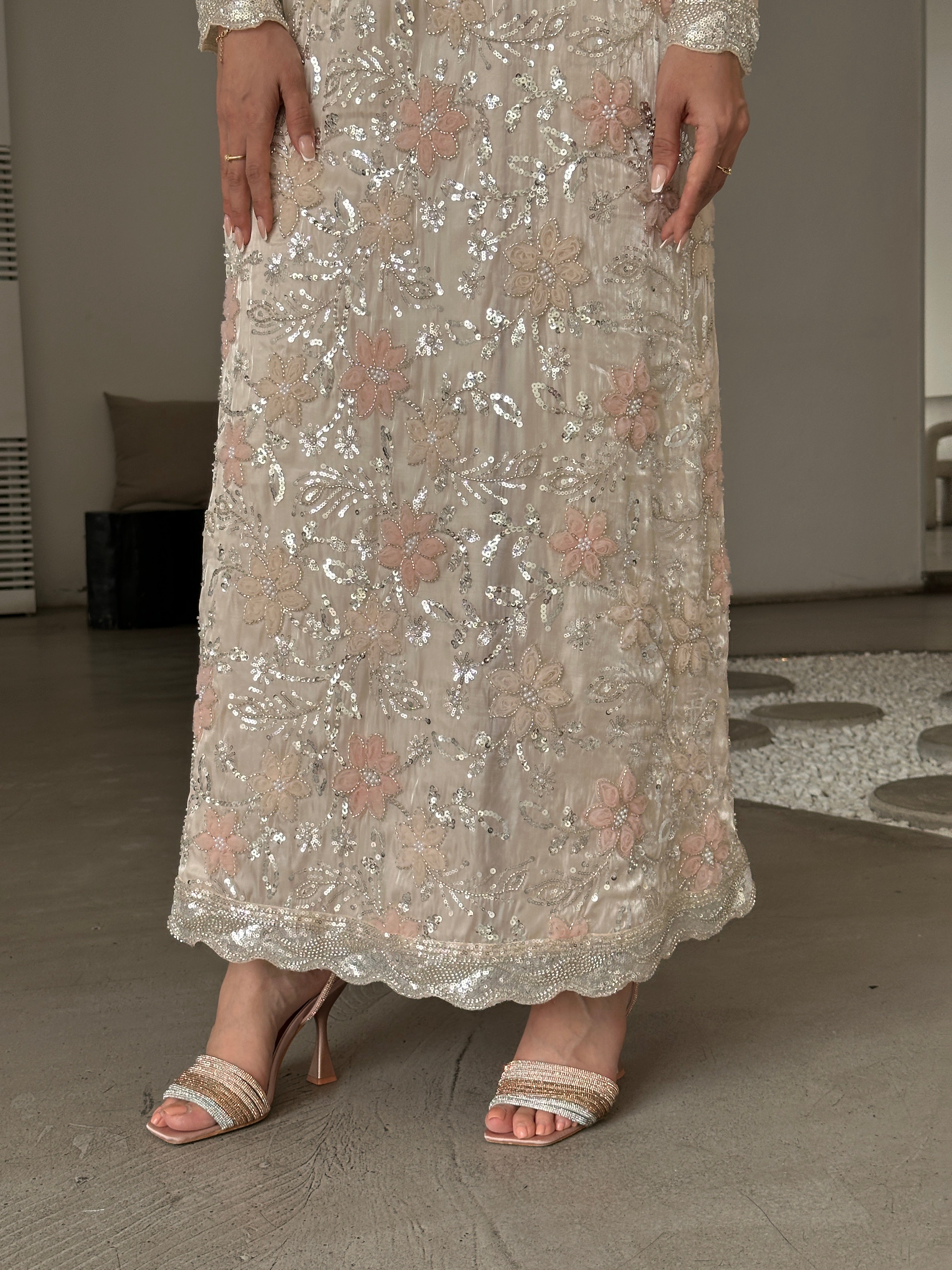 DALAL - Contessa Collection