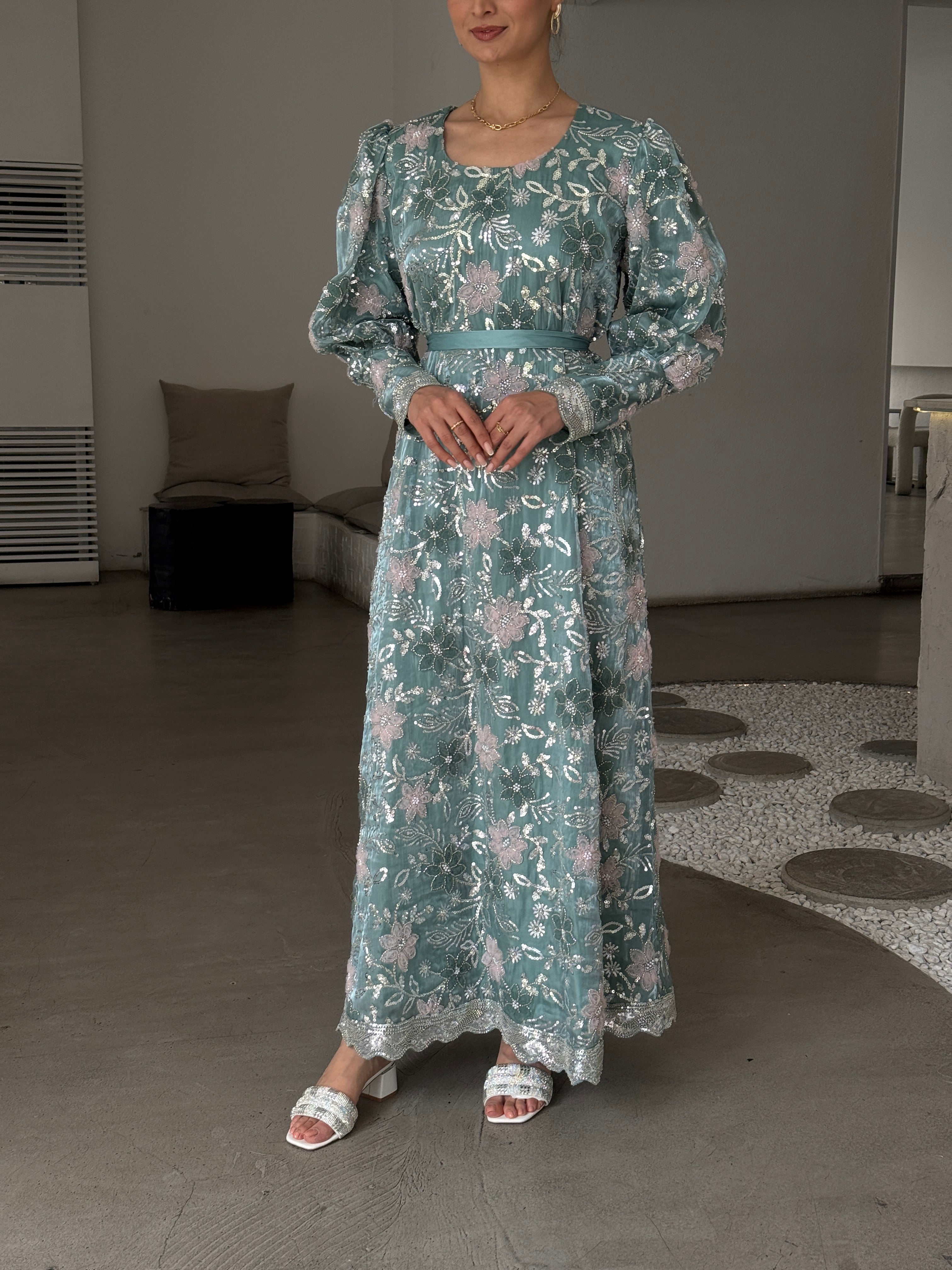 DALAL - Contessa Collection