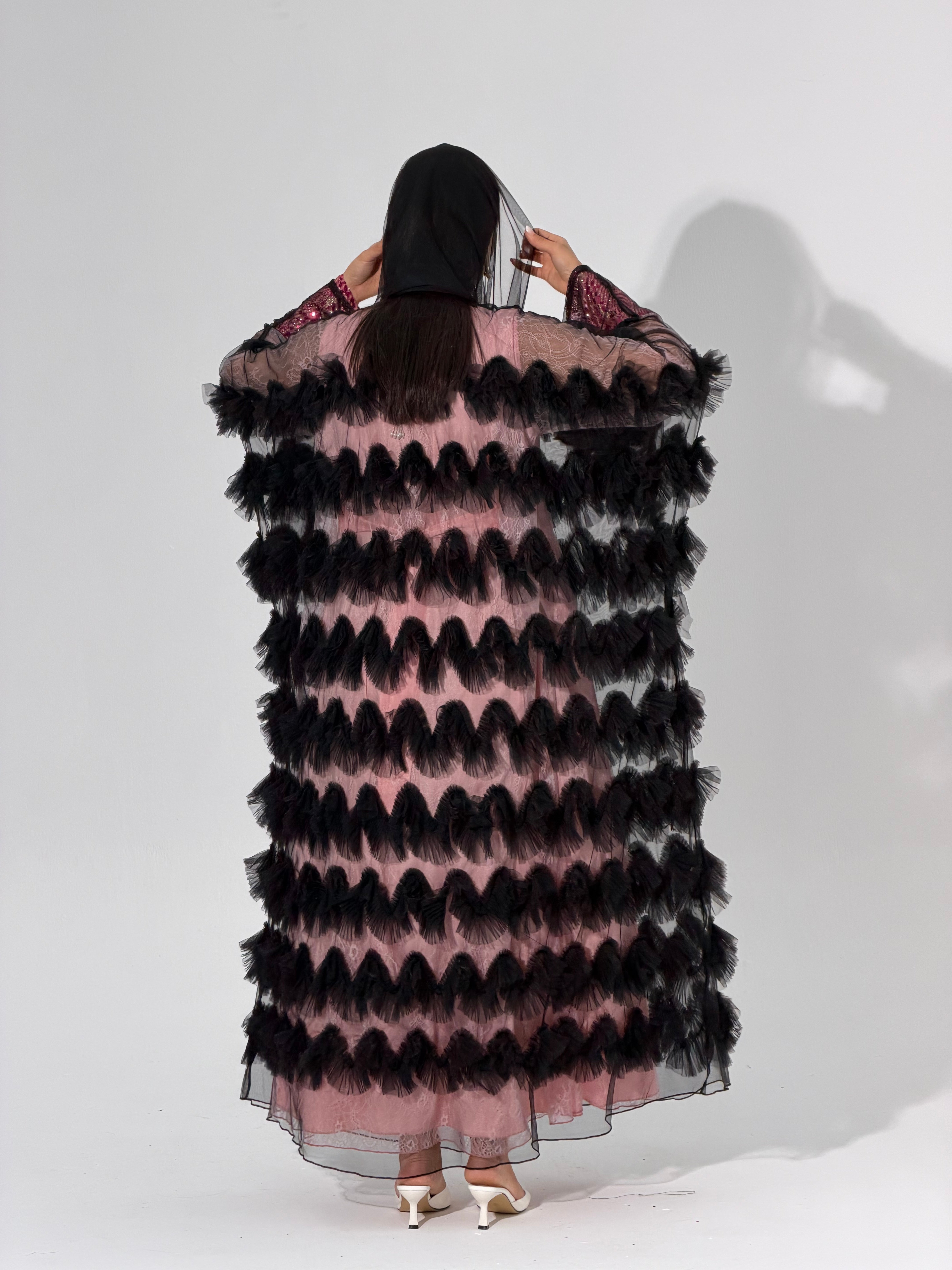 HOD HOD (  Bisht With Tule Sheila )