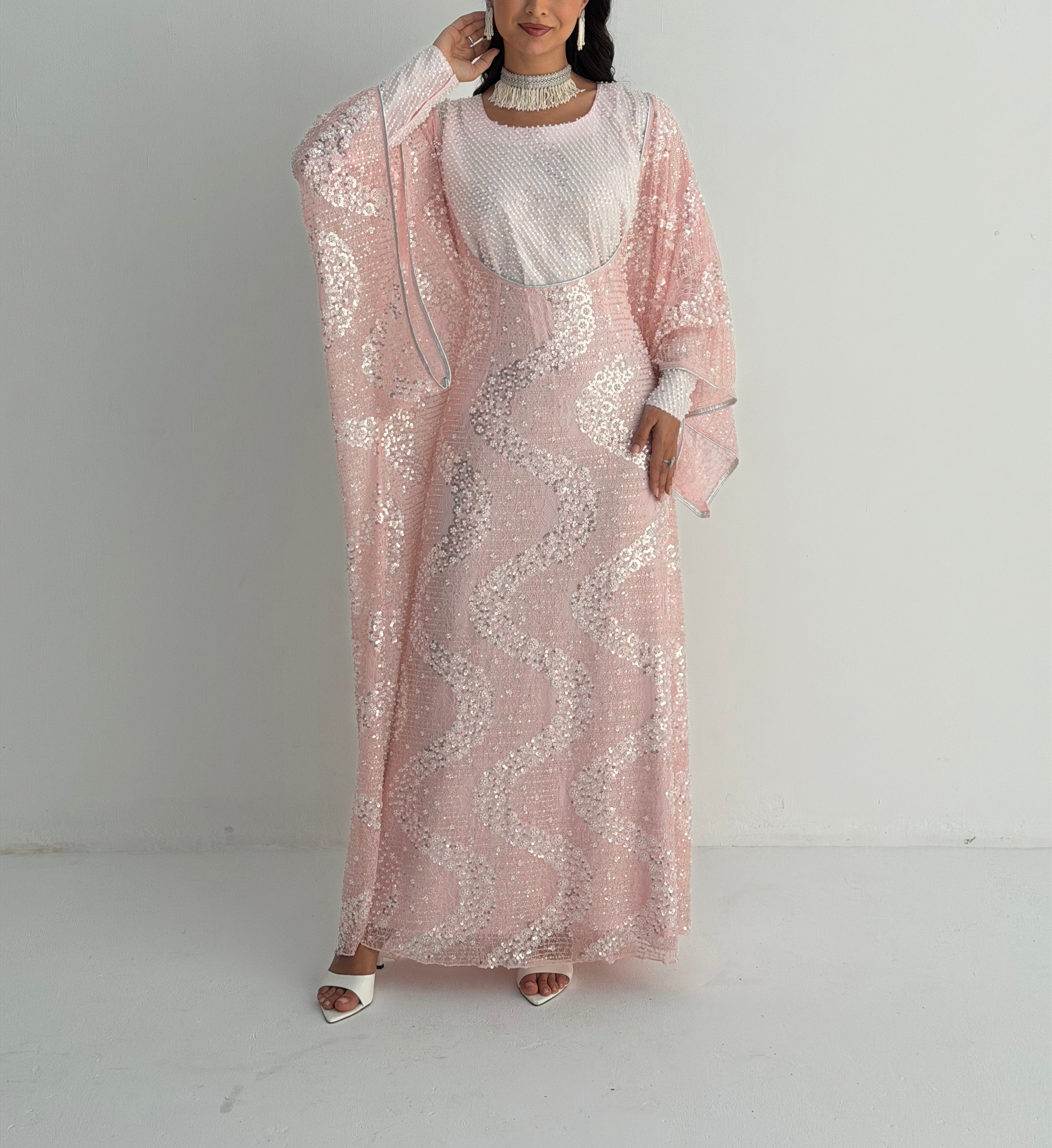 Layaly  Emarati Thob / ثوب اماراتي