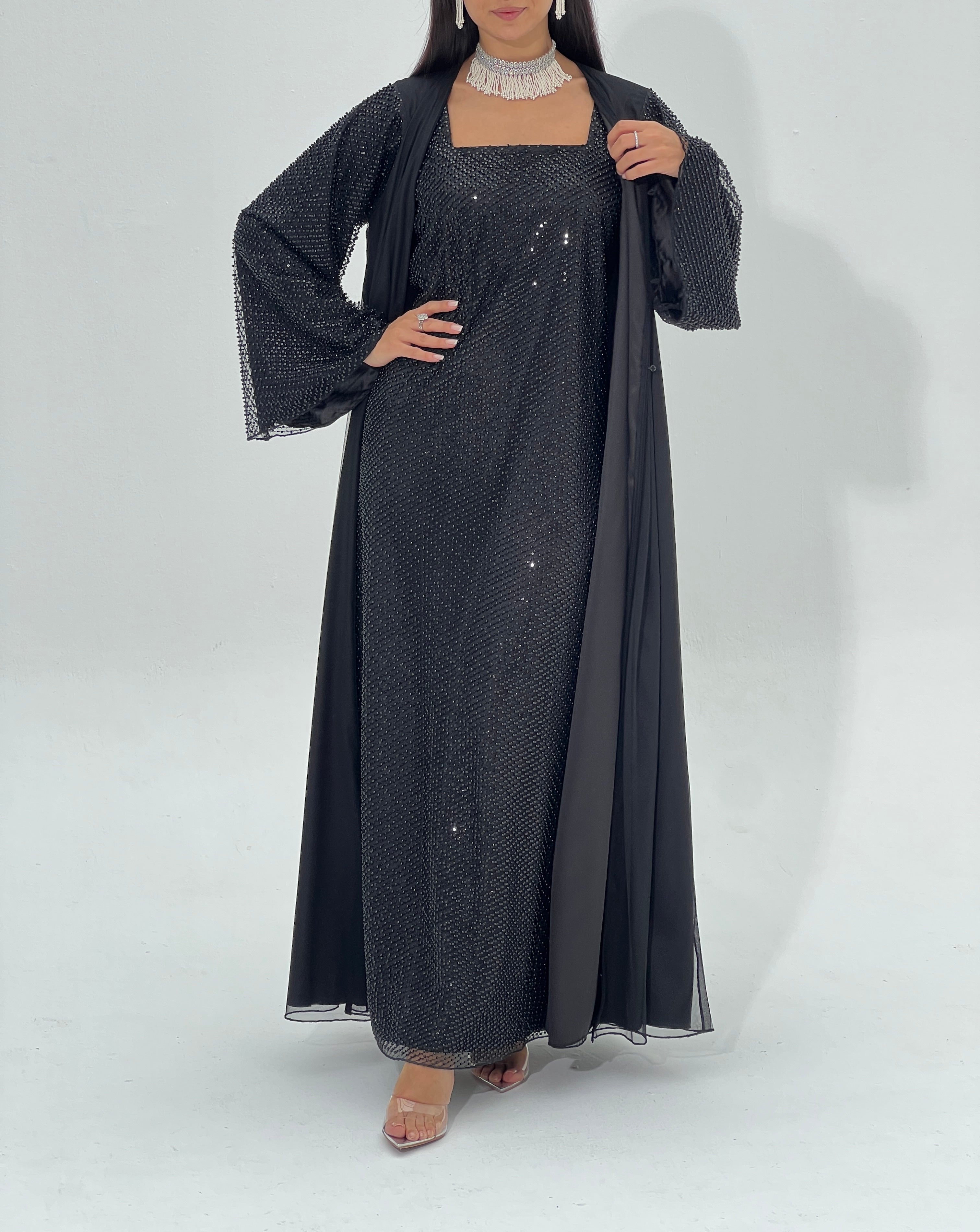 Leila Abaya with inner dress & sheila