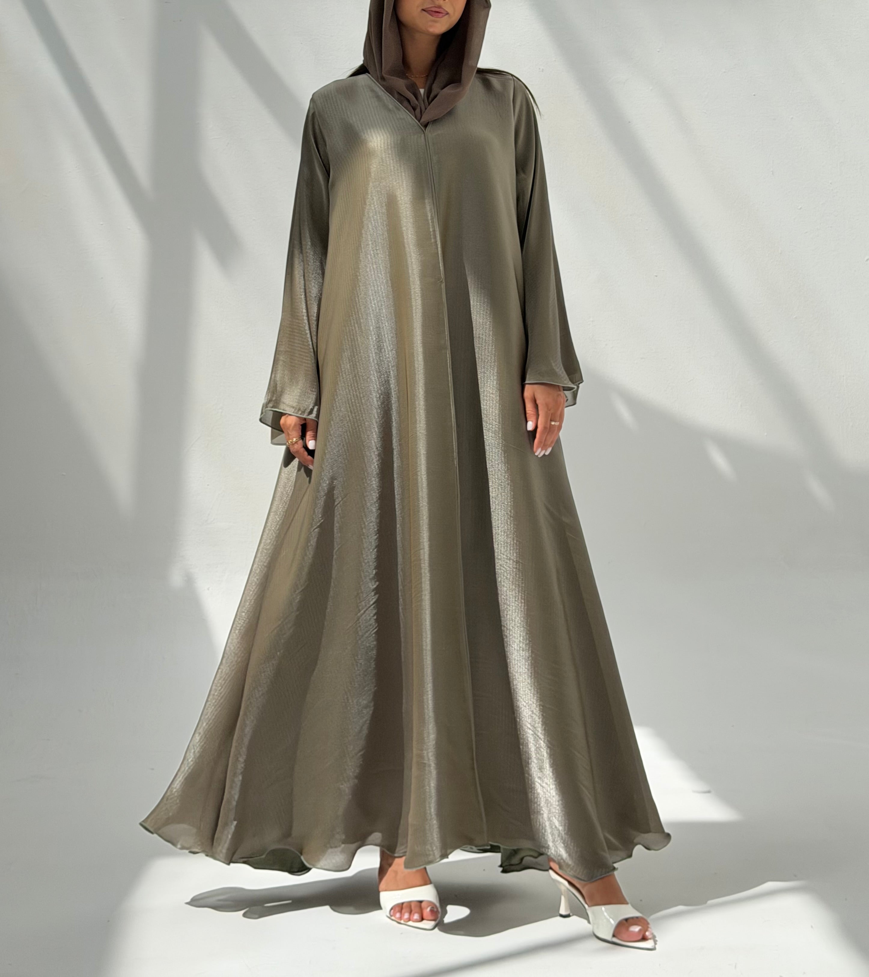 Naseem ( Abaya with Sheila )