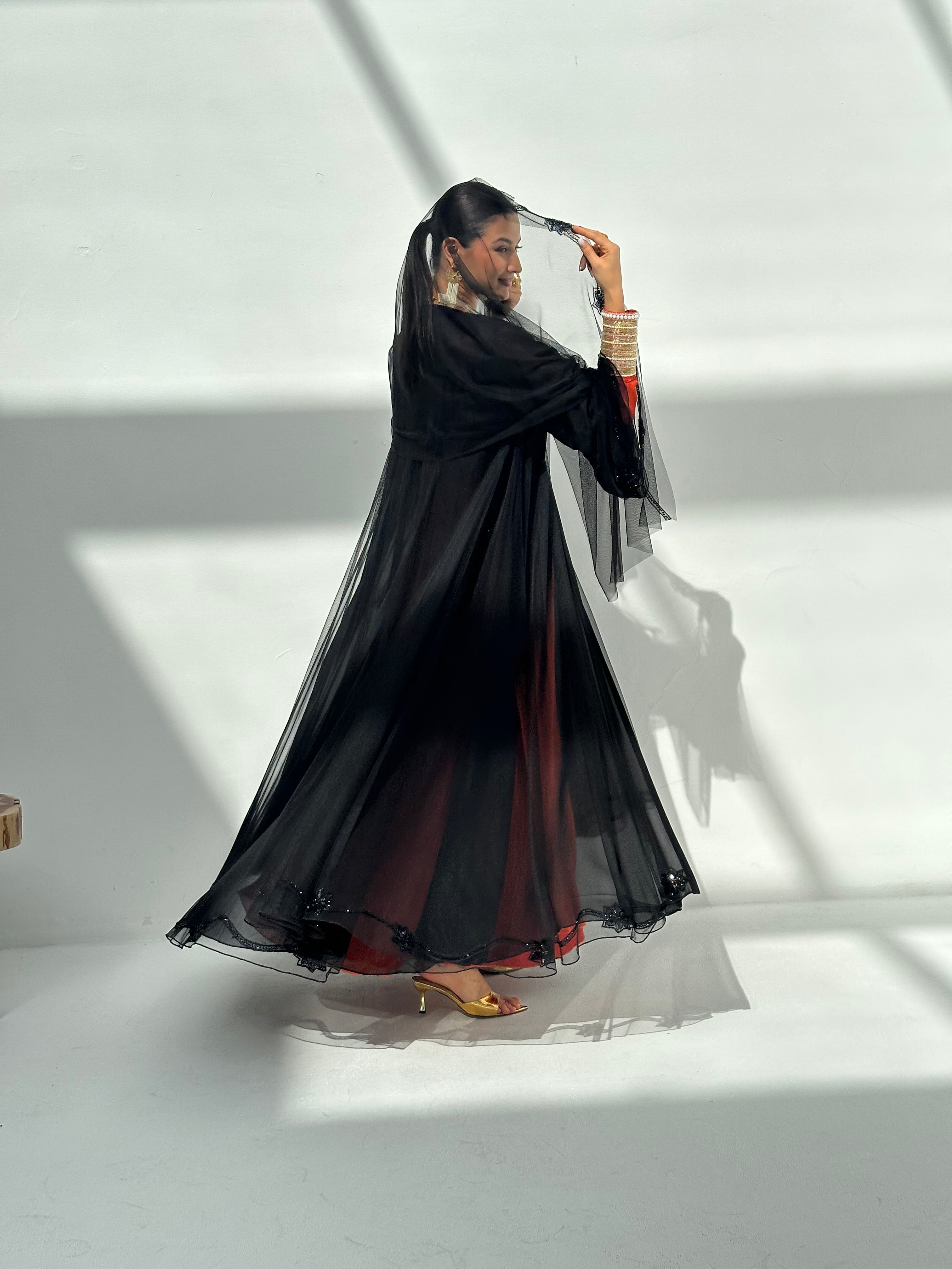 MARYAM ( Abaya with sheila )