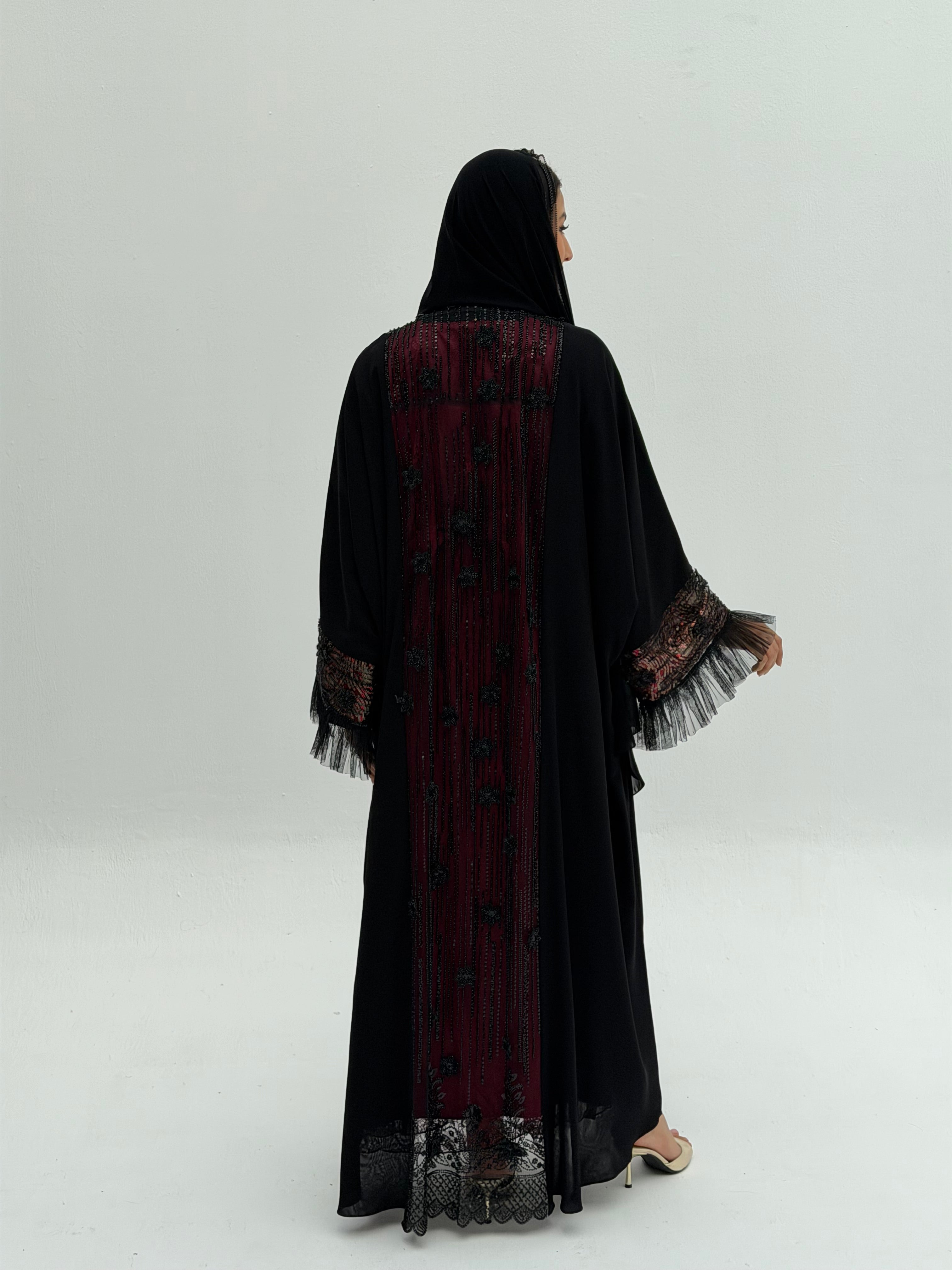 Jenan ( Abaya with sheila )