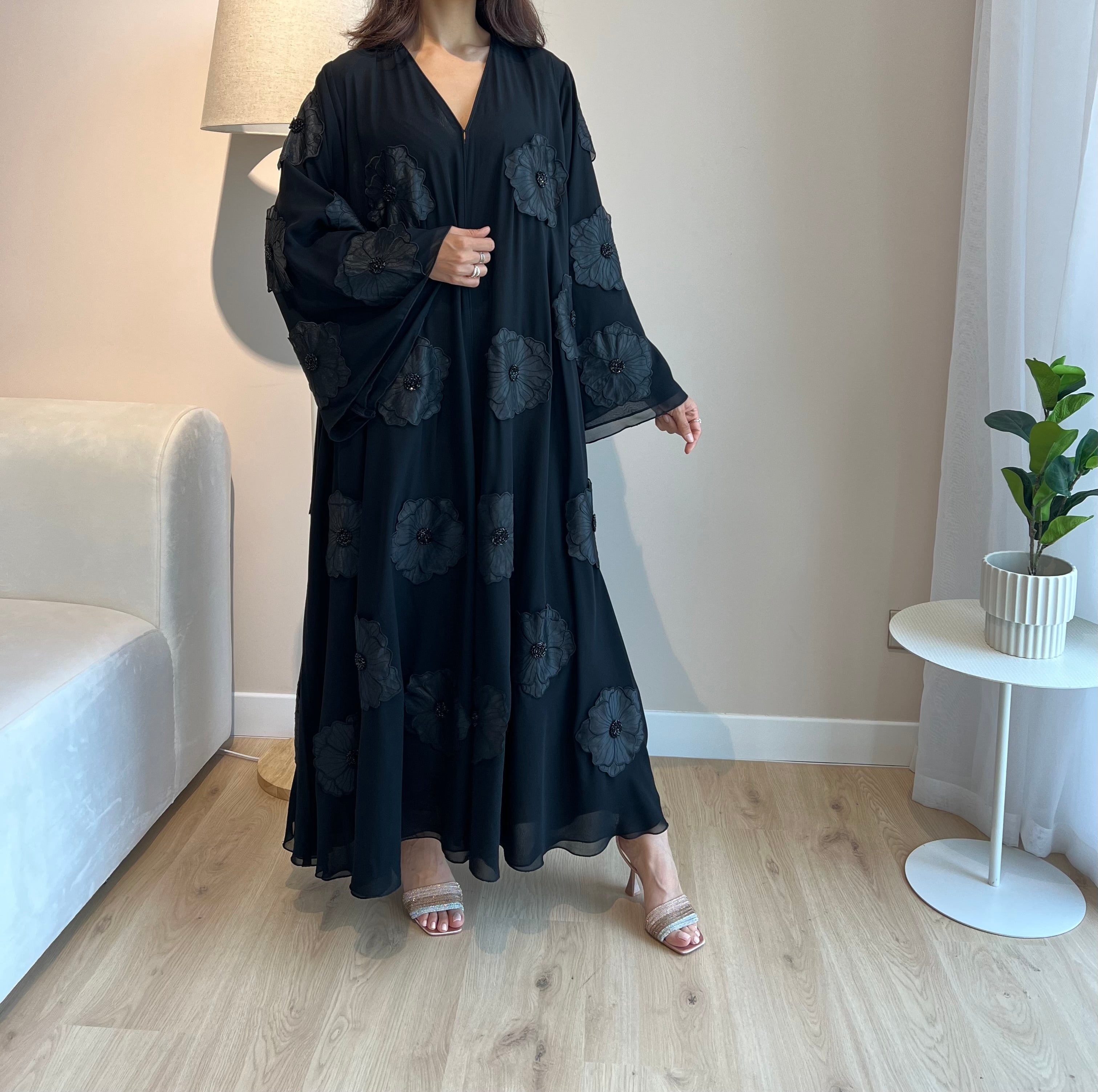 569 Abaya With Sheilla