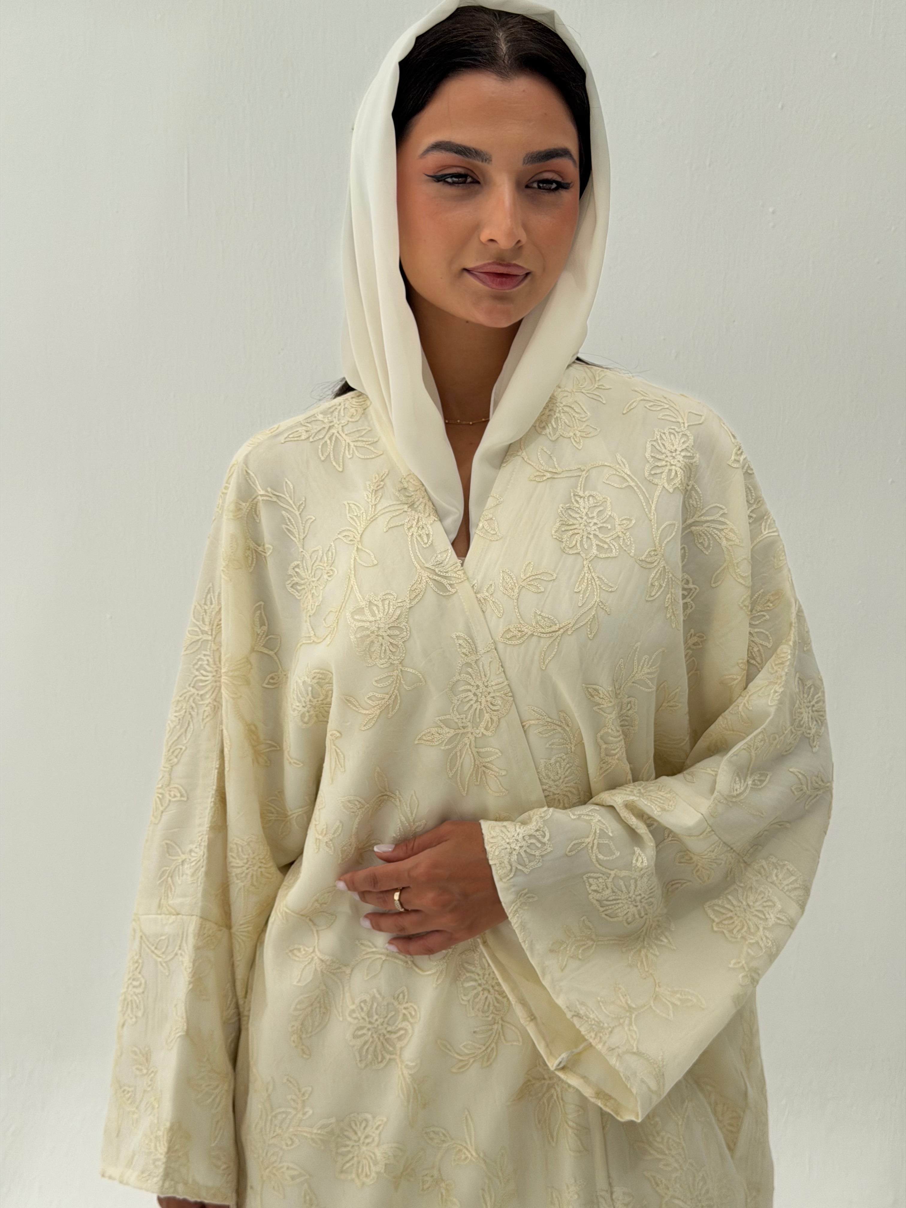 Refal ( bisht Abaya with Sheila )