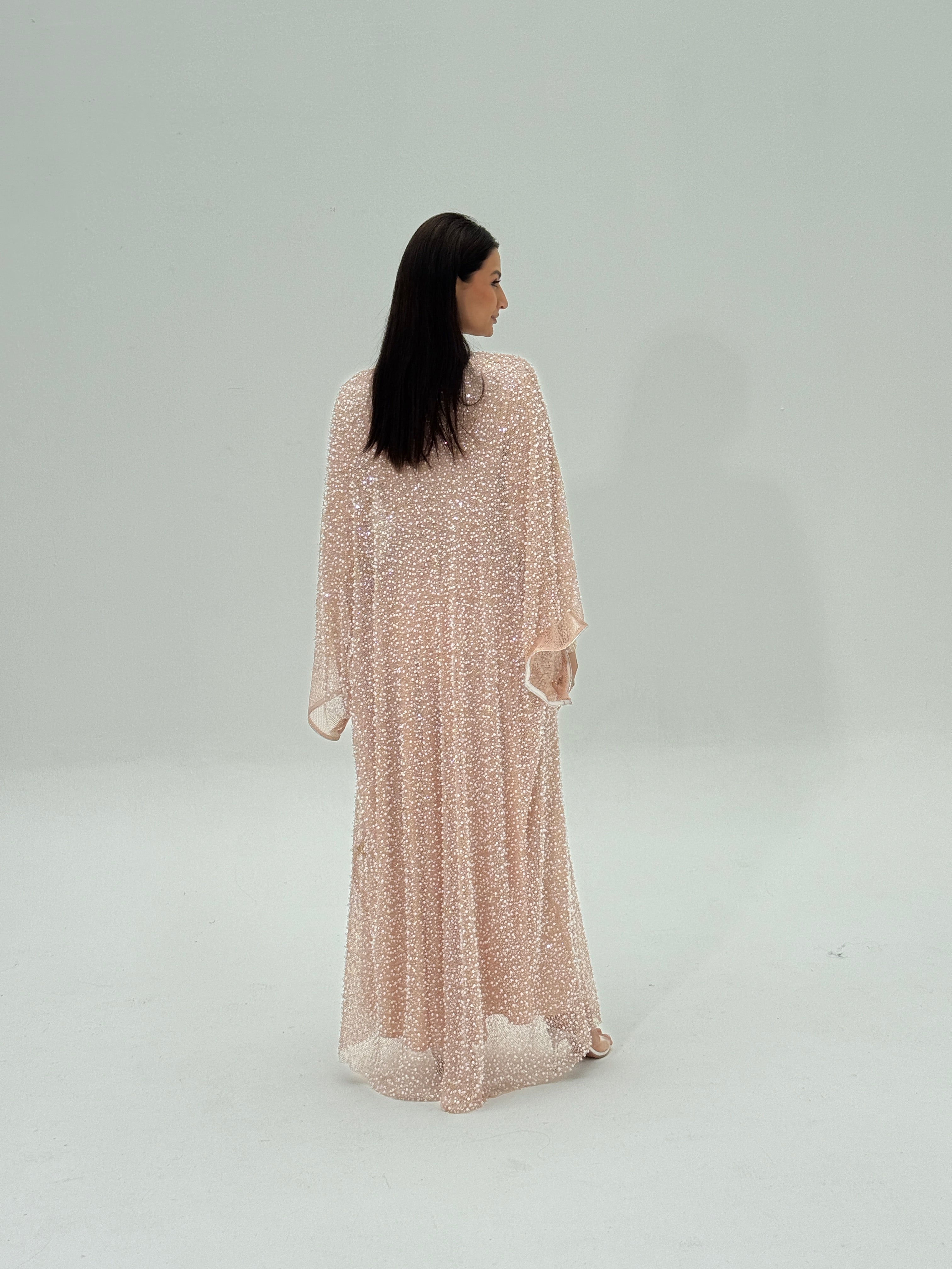 Sukoon  ( Emarati Thob) ثوب الاماراتي