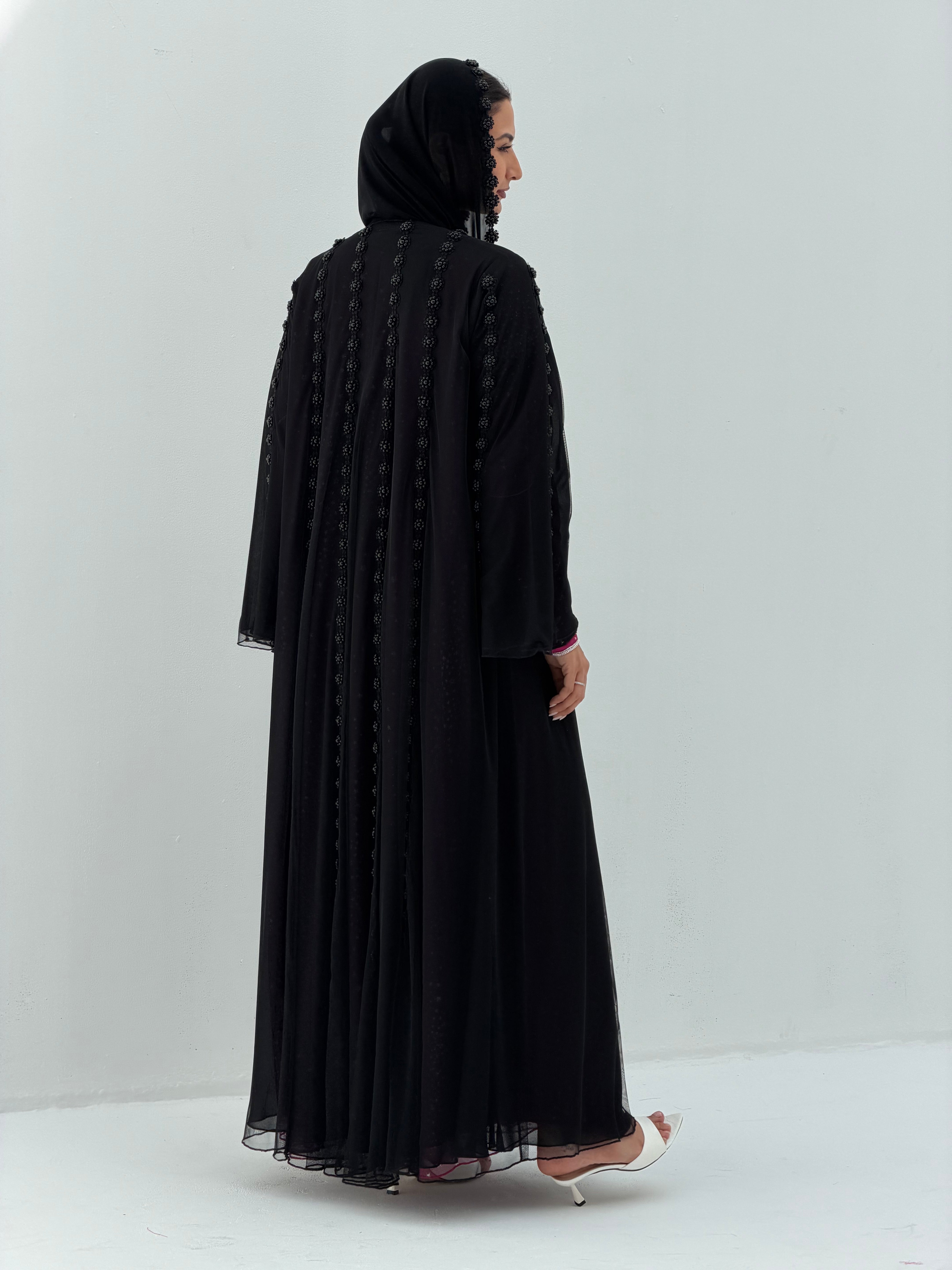 Ziba ( Abaya with sheila )