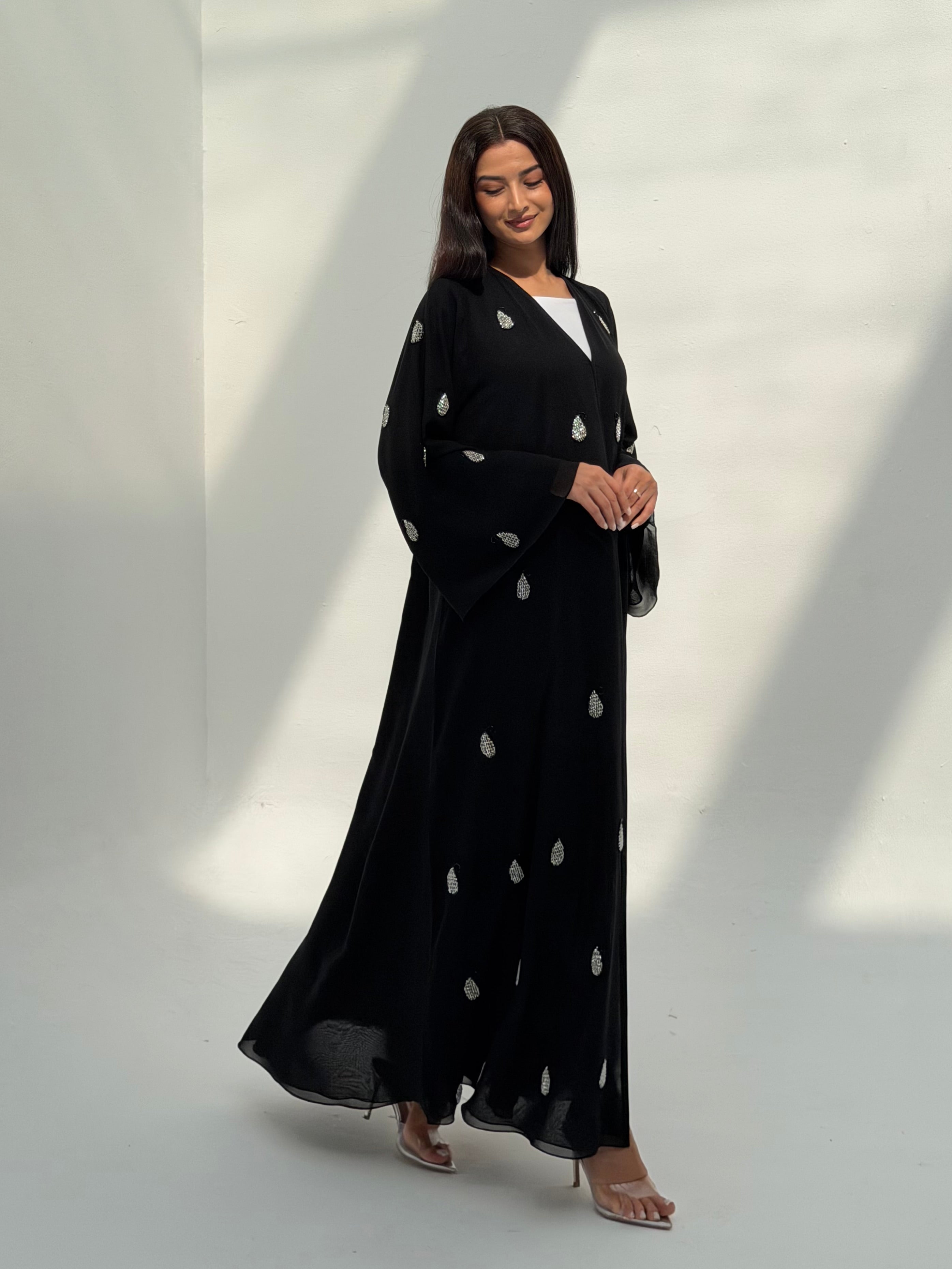Paisley ( Abaya with Sheila )