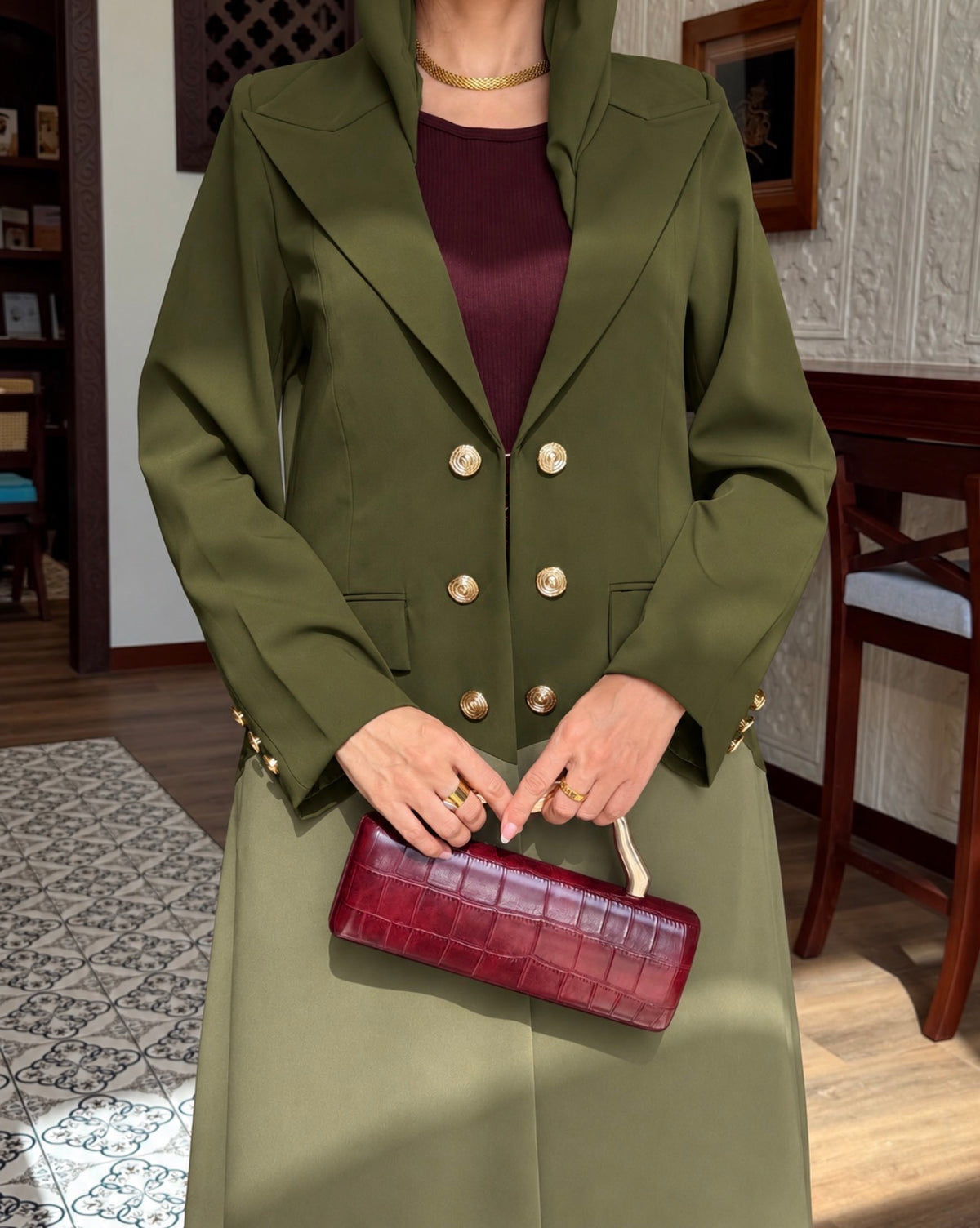 Monroe ( Abaya with Sheila )