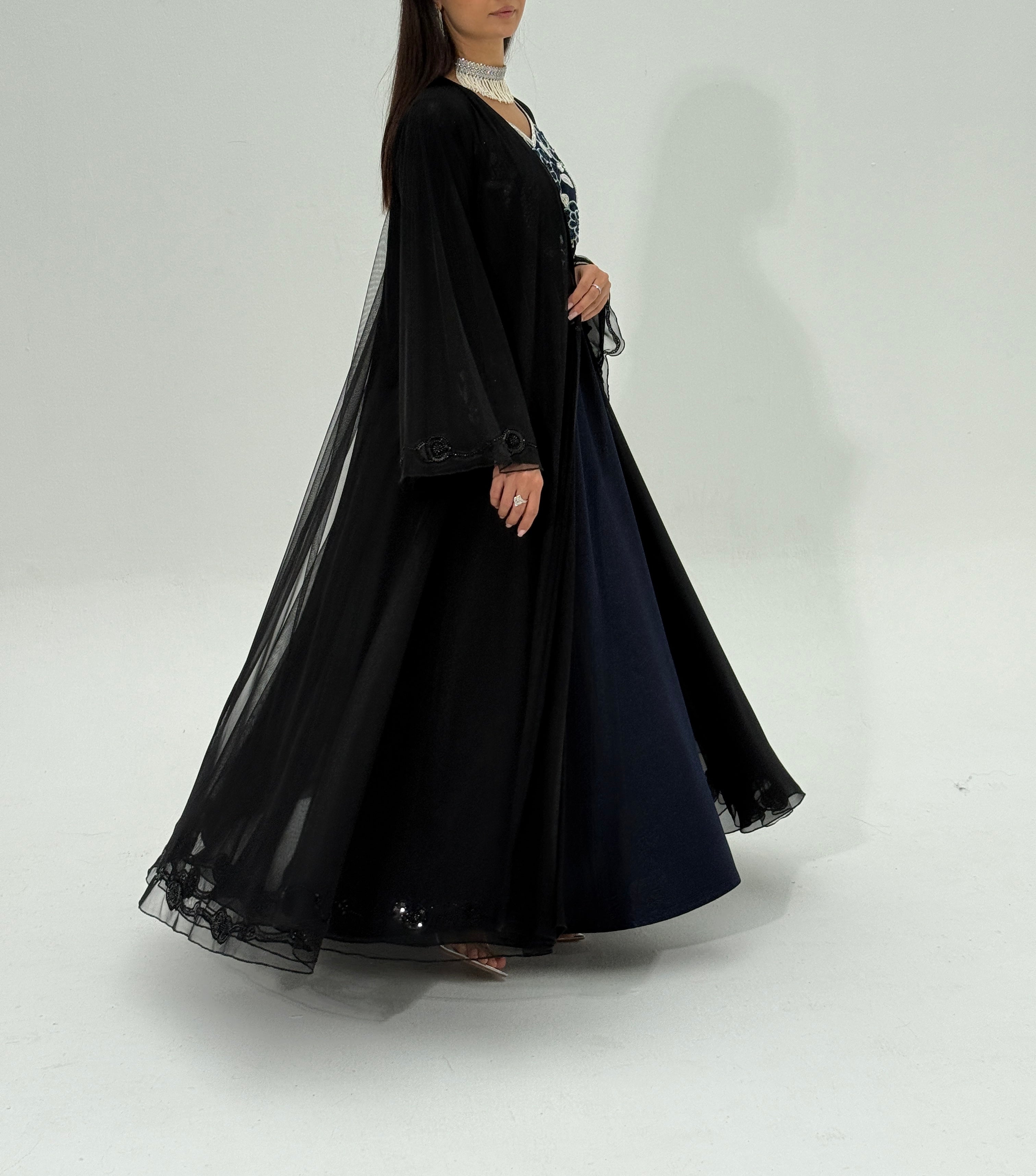 MARYAM ( Abaya with sheila )