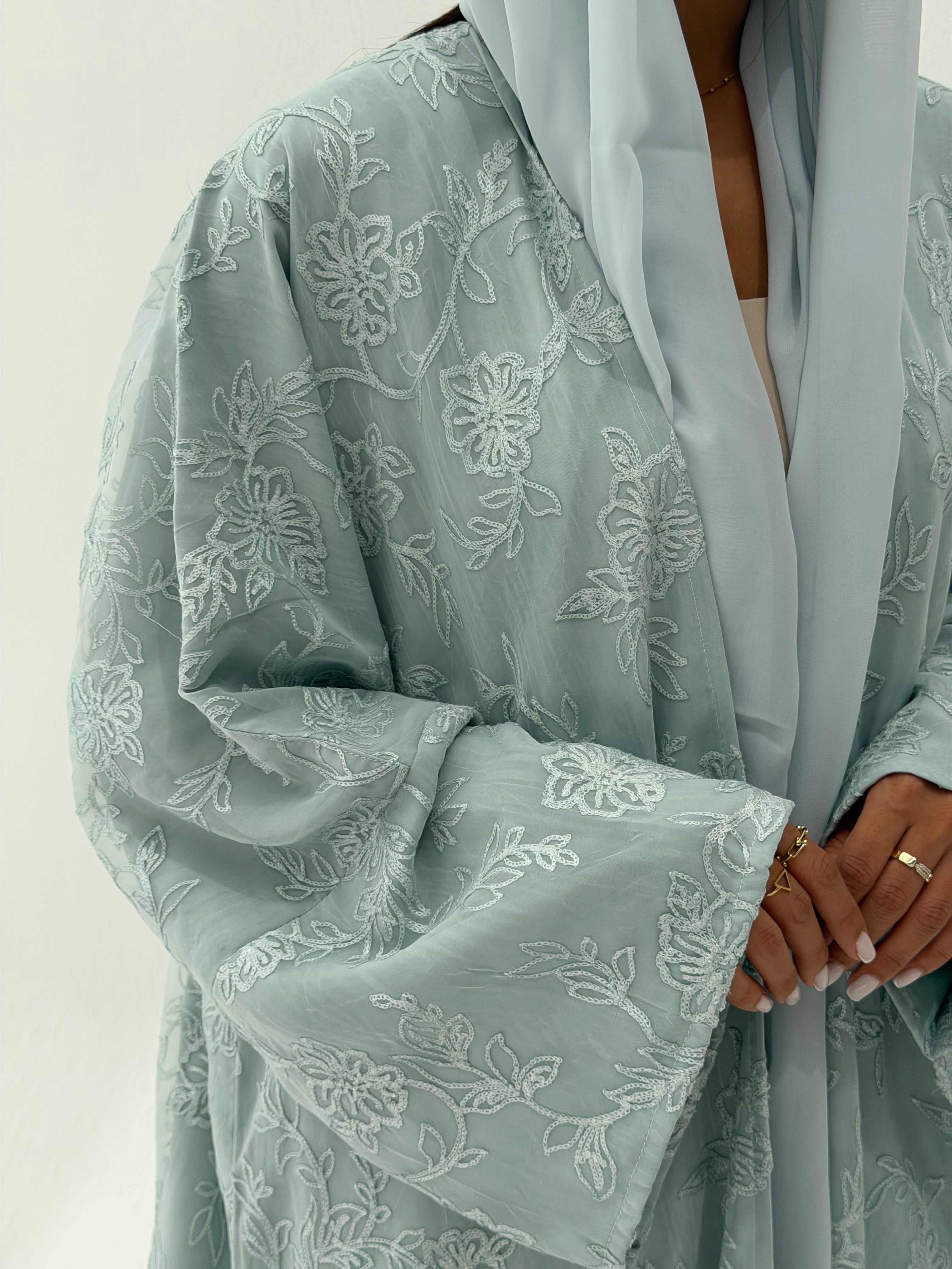 Refal ( bisht Abaya with Sheila )
