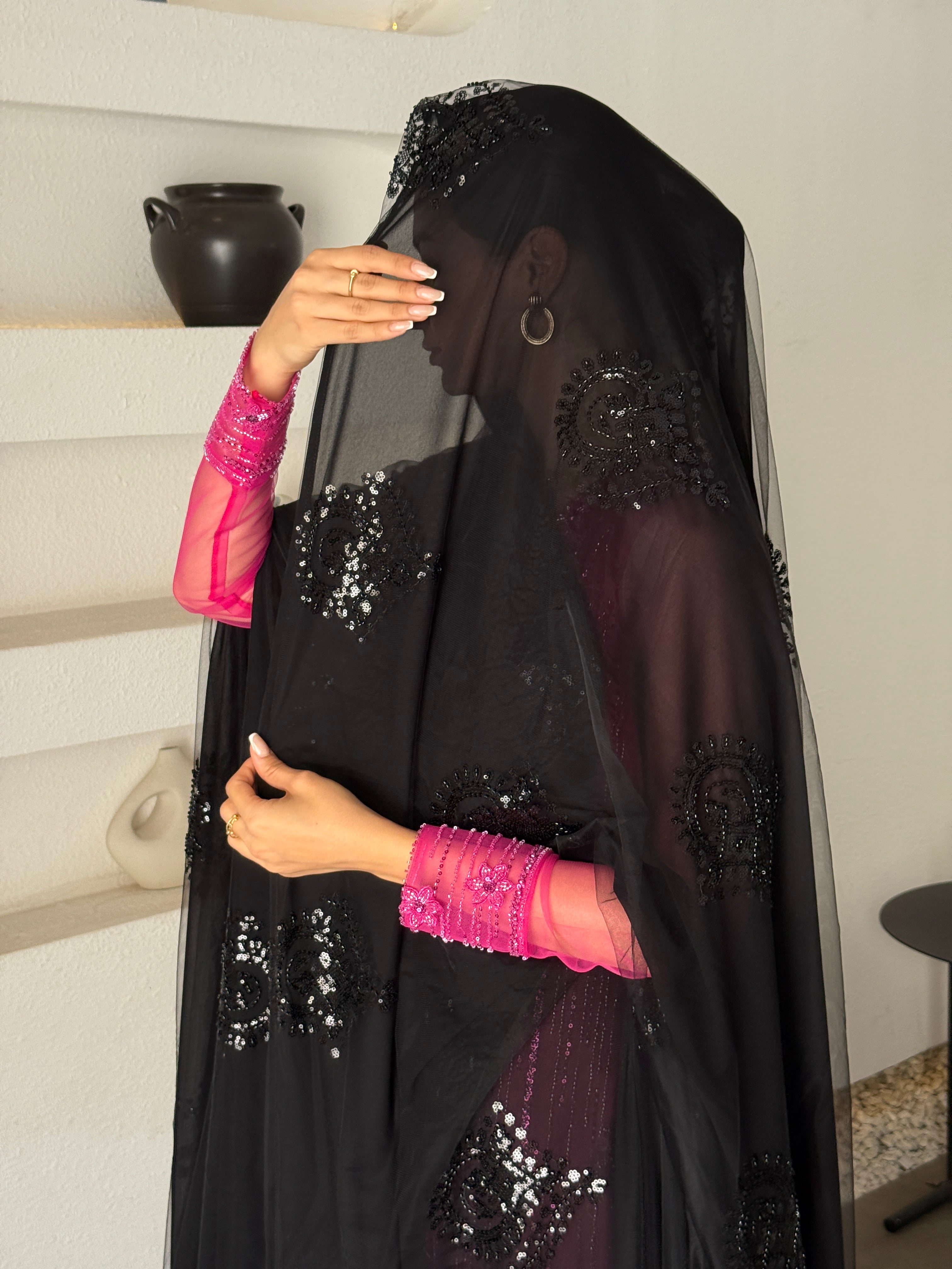 GHAZLAN - Contessa Collection