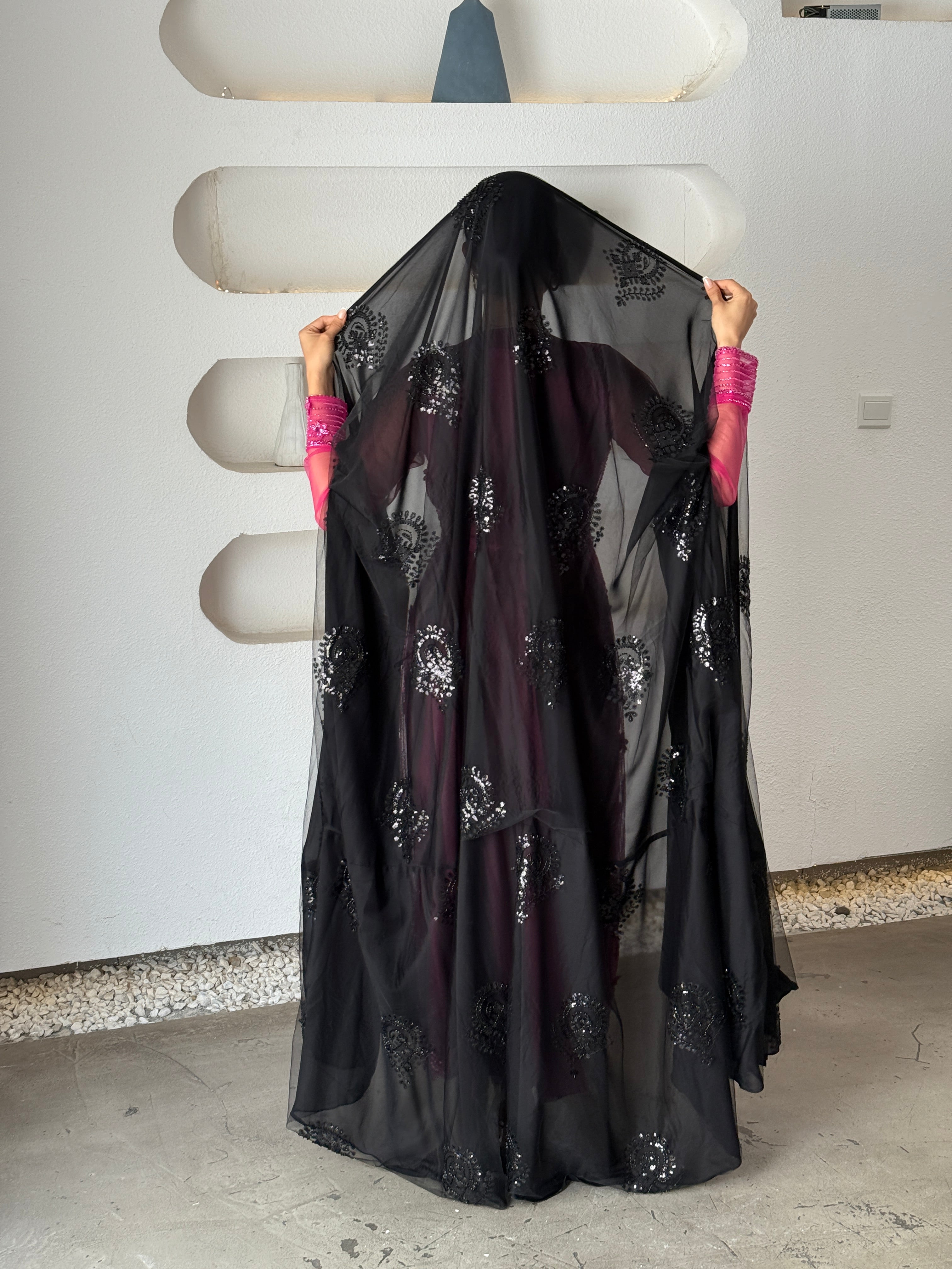 GHAZLAN - Contessa Collection