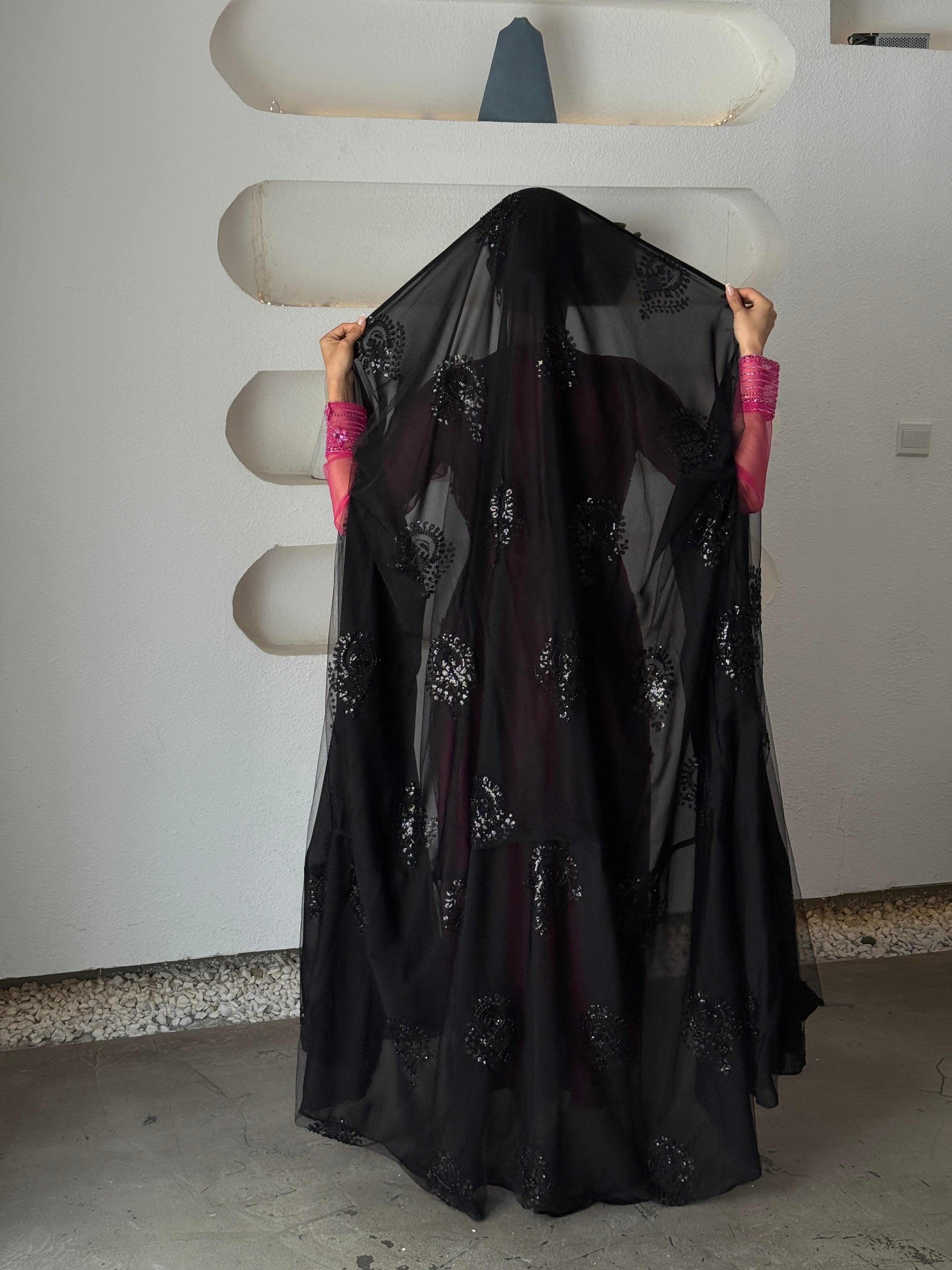 GHAZLAN - Contessa Collection