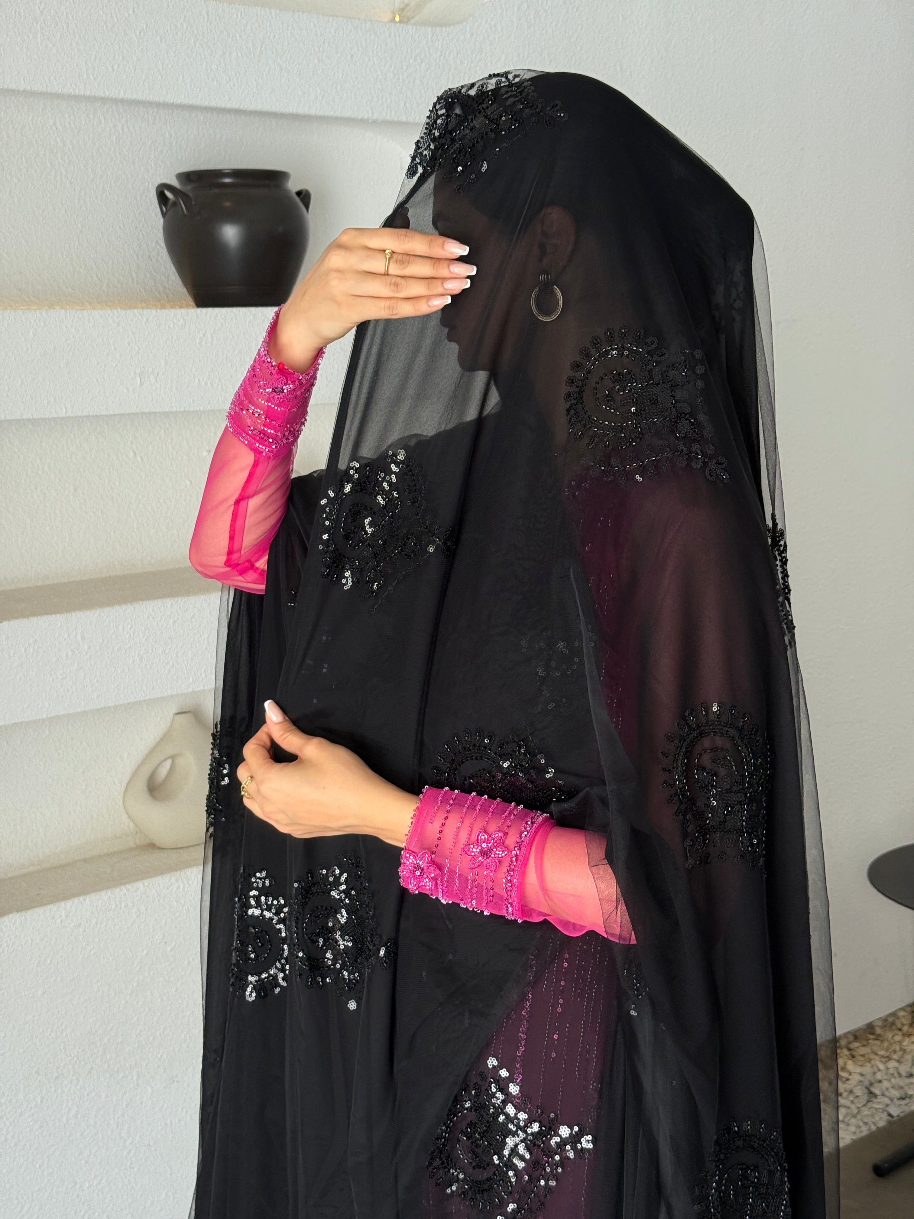 GHAZLAN - Contessa Collection