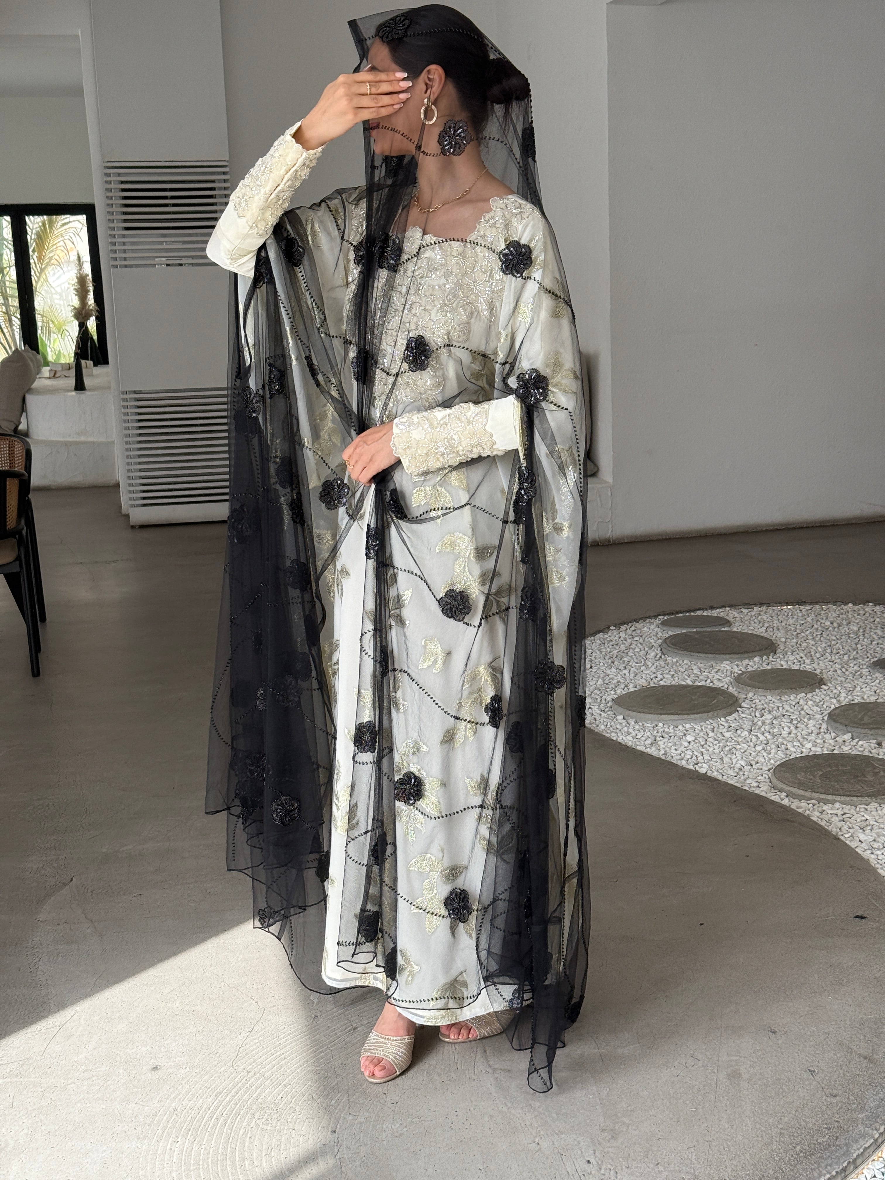 HEBA - Contessa Collection