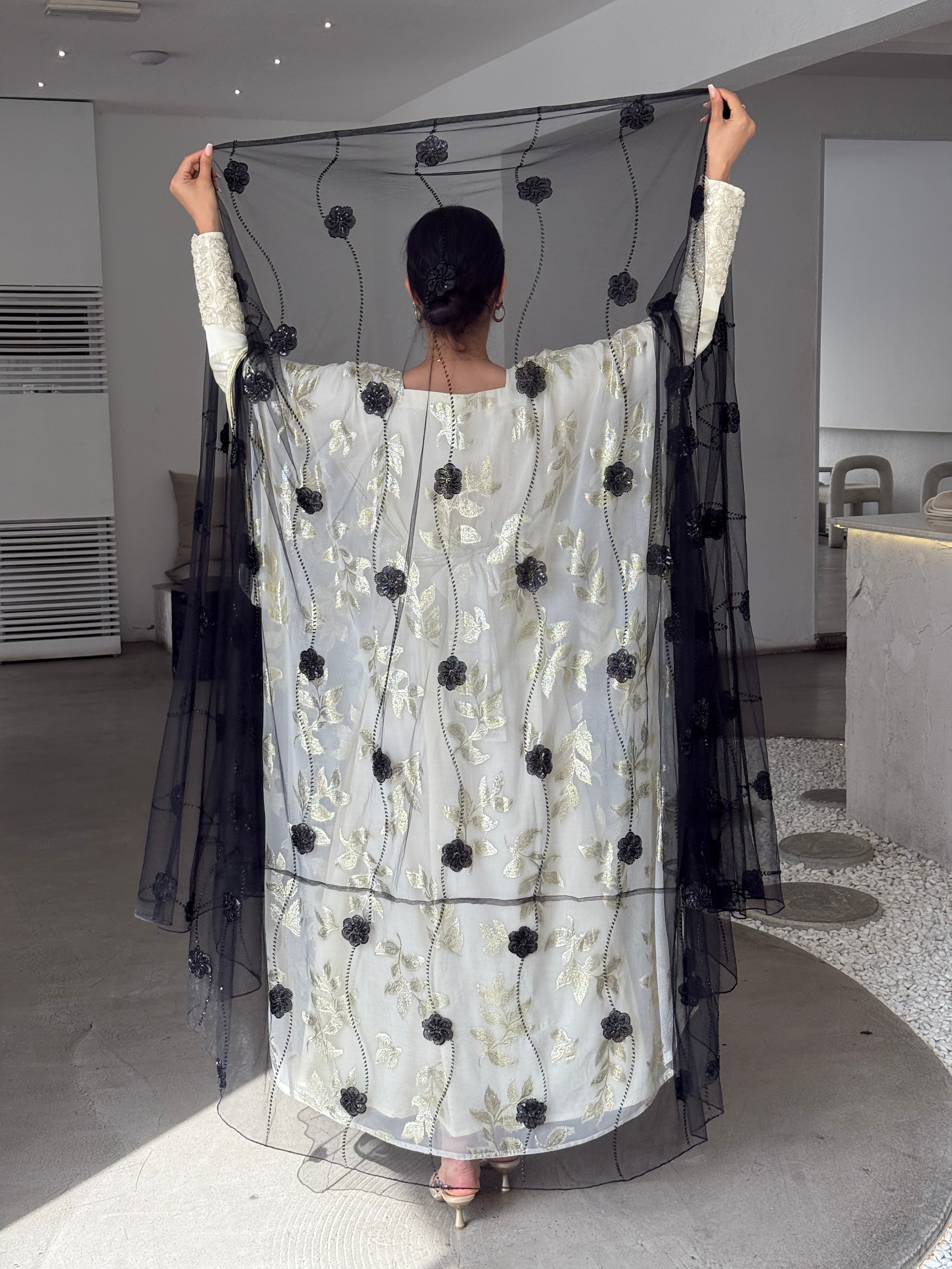 HEBA - Contessa Collection