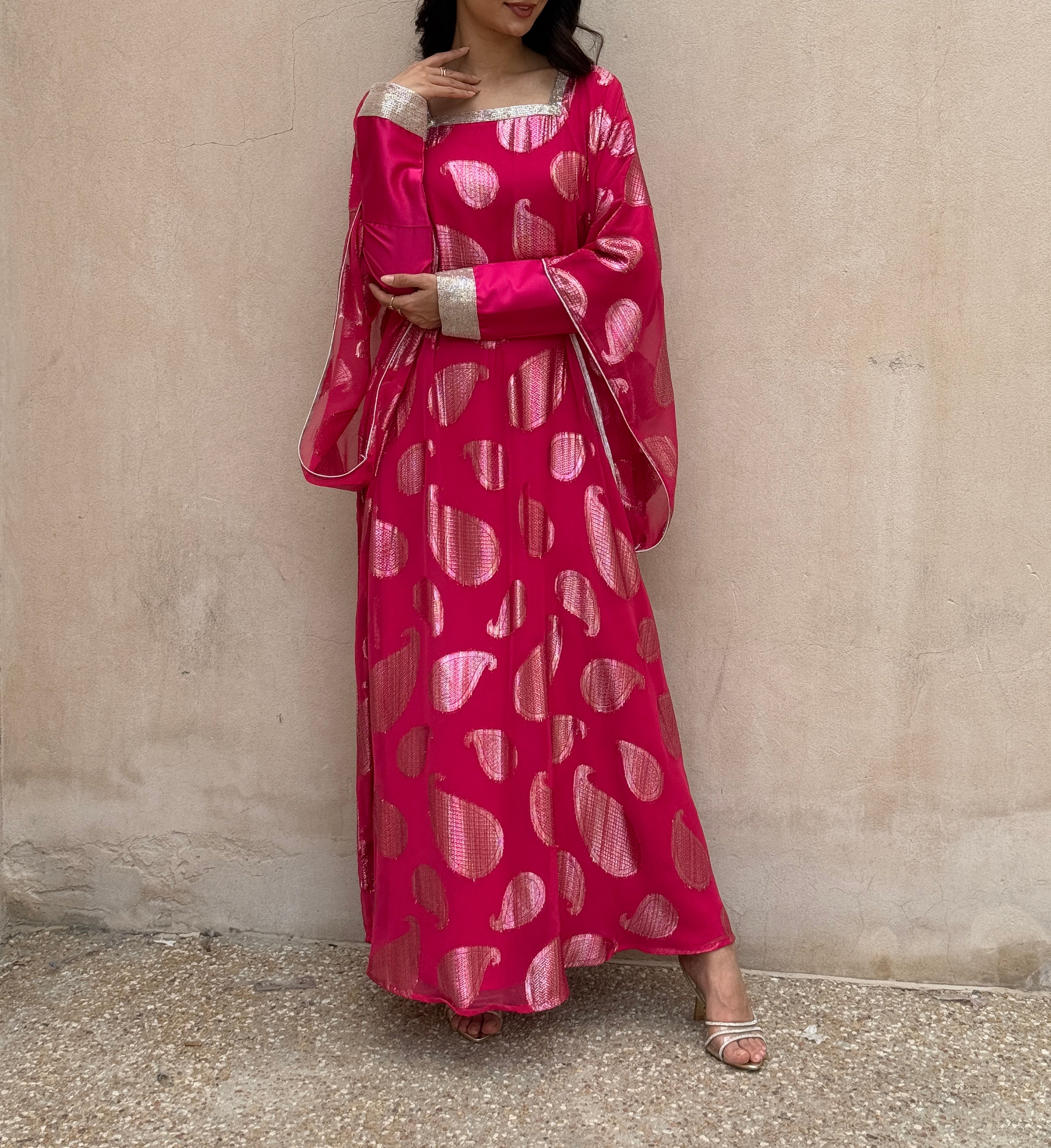 HEND - Contessa Collection